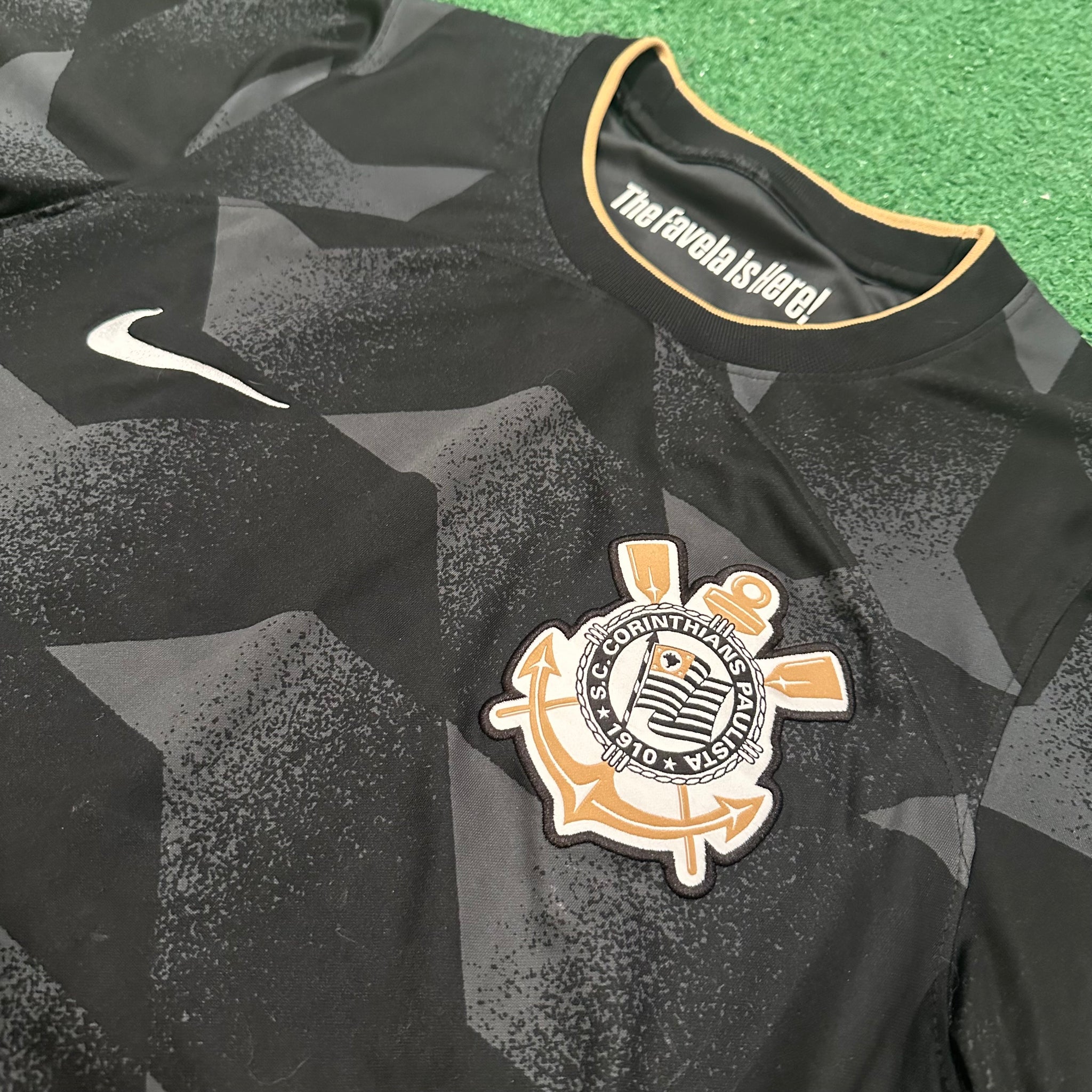 Nike Corinthians 2022 Away Football Kit (M)