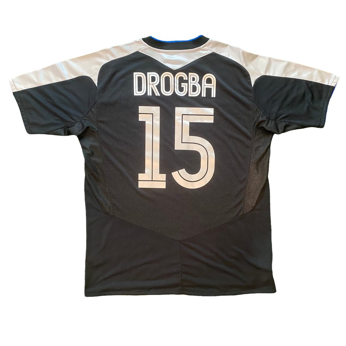 Vintage Umbro Chelsea FC 2004/05 Away Soccer Jersey (XL) – 2D Soccer