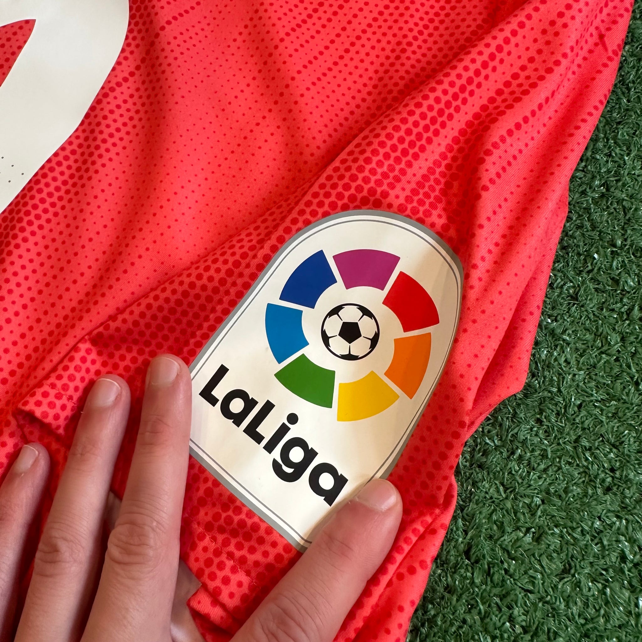 Adidas Real Madrid #10 Modric 2018/19 Third Football Kit (XL)