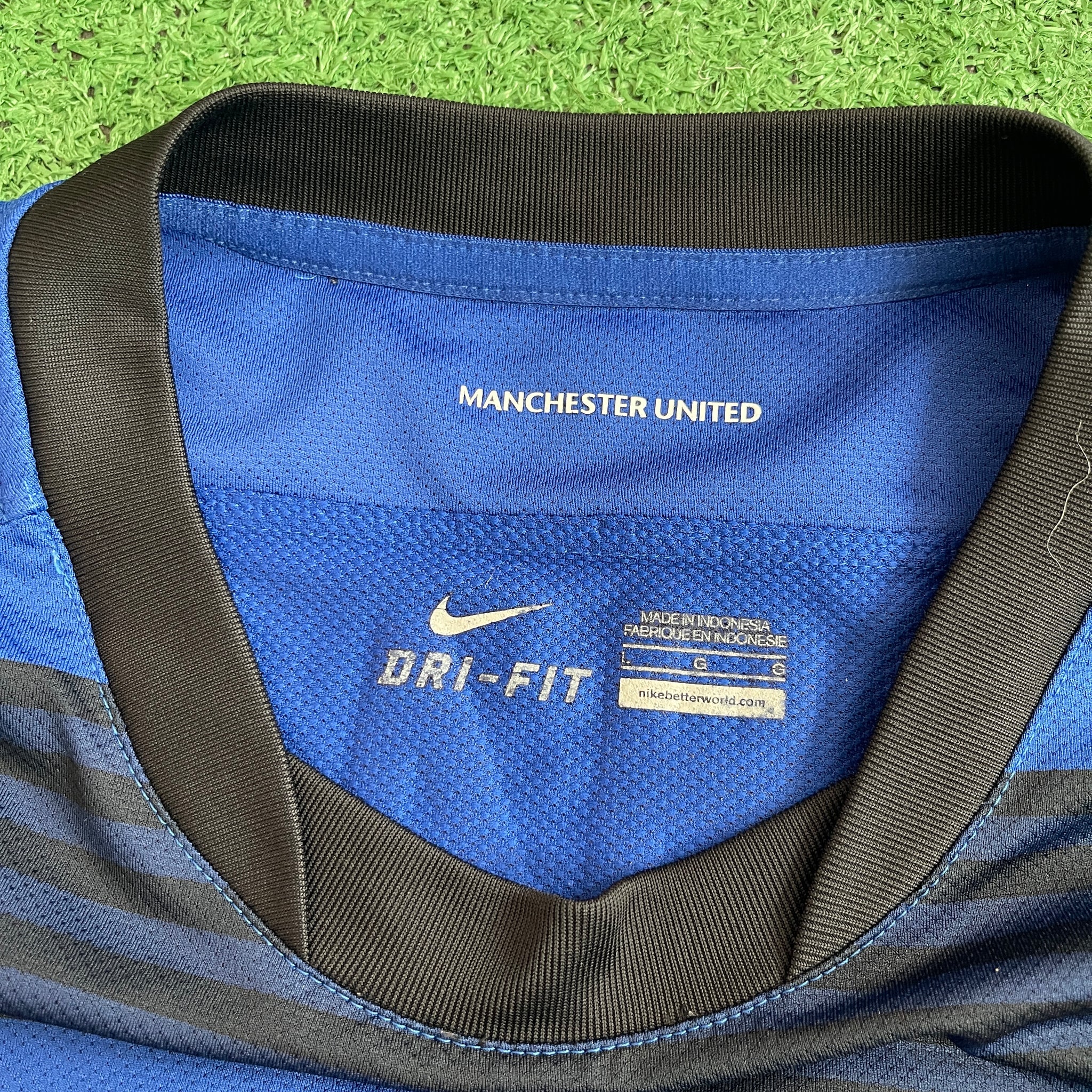 Nike Manchester United #14 Chicharito 2011/12 Away Football Kit (L)