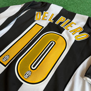 Vintage Nike Juventus FC #10 Del Peiro 2004/05 Home Football Kit (M)