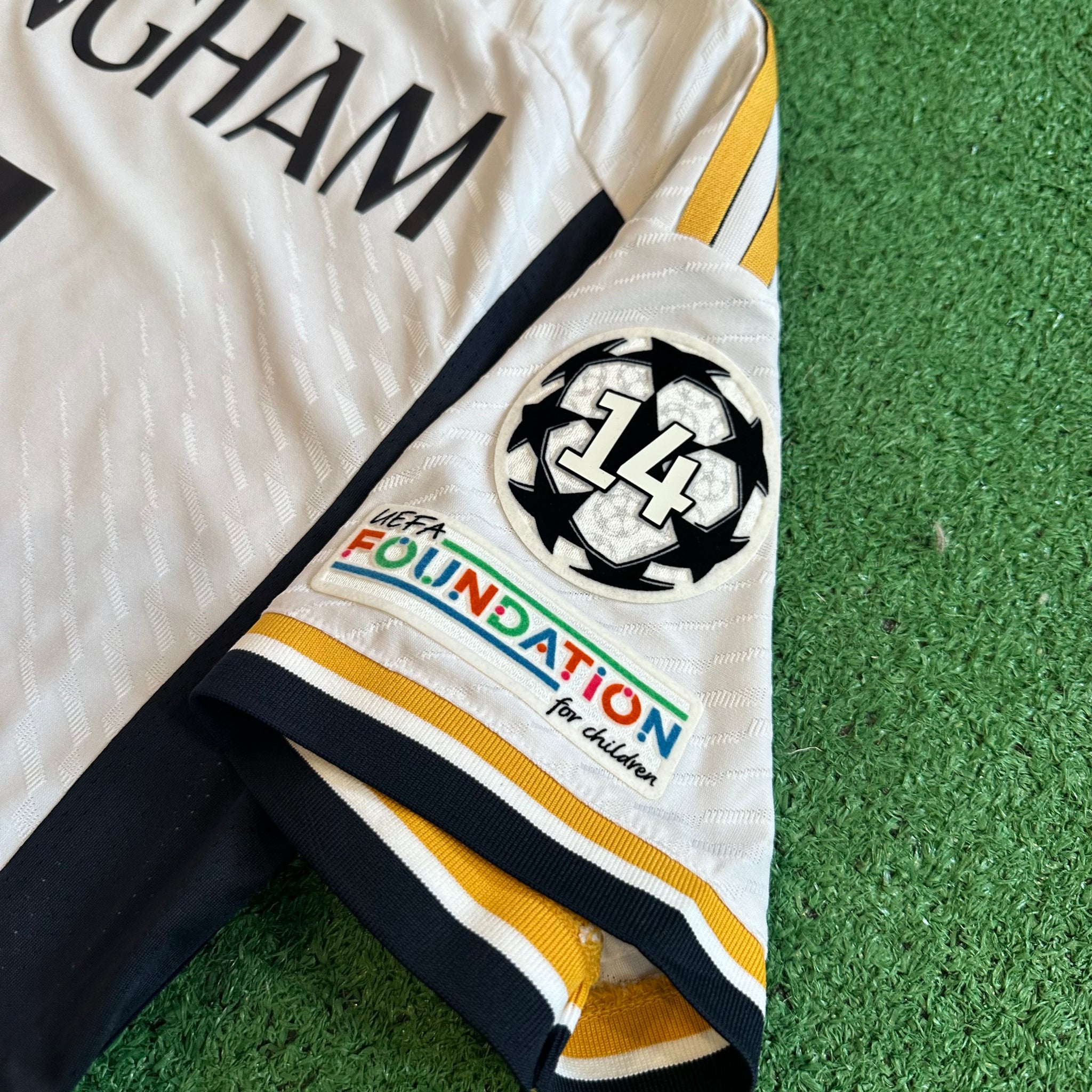 Adidas Real Madrid #5 Bellingham 2023/24 Home Authentic Football Kit (M)