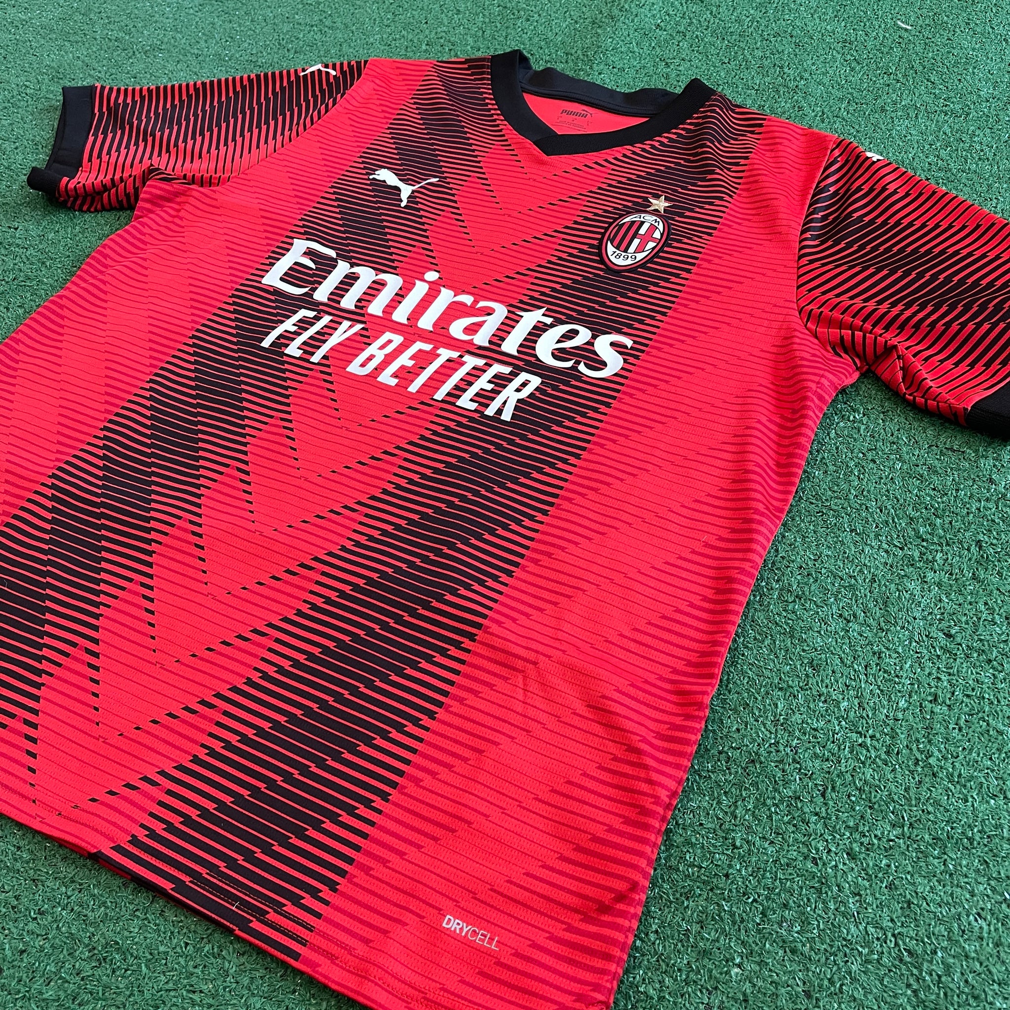 Puma AC Milan #10 Rafa Leao 2023/2024 Home Football Kit (L)