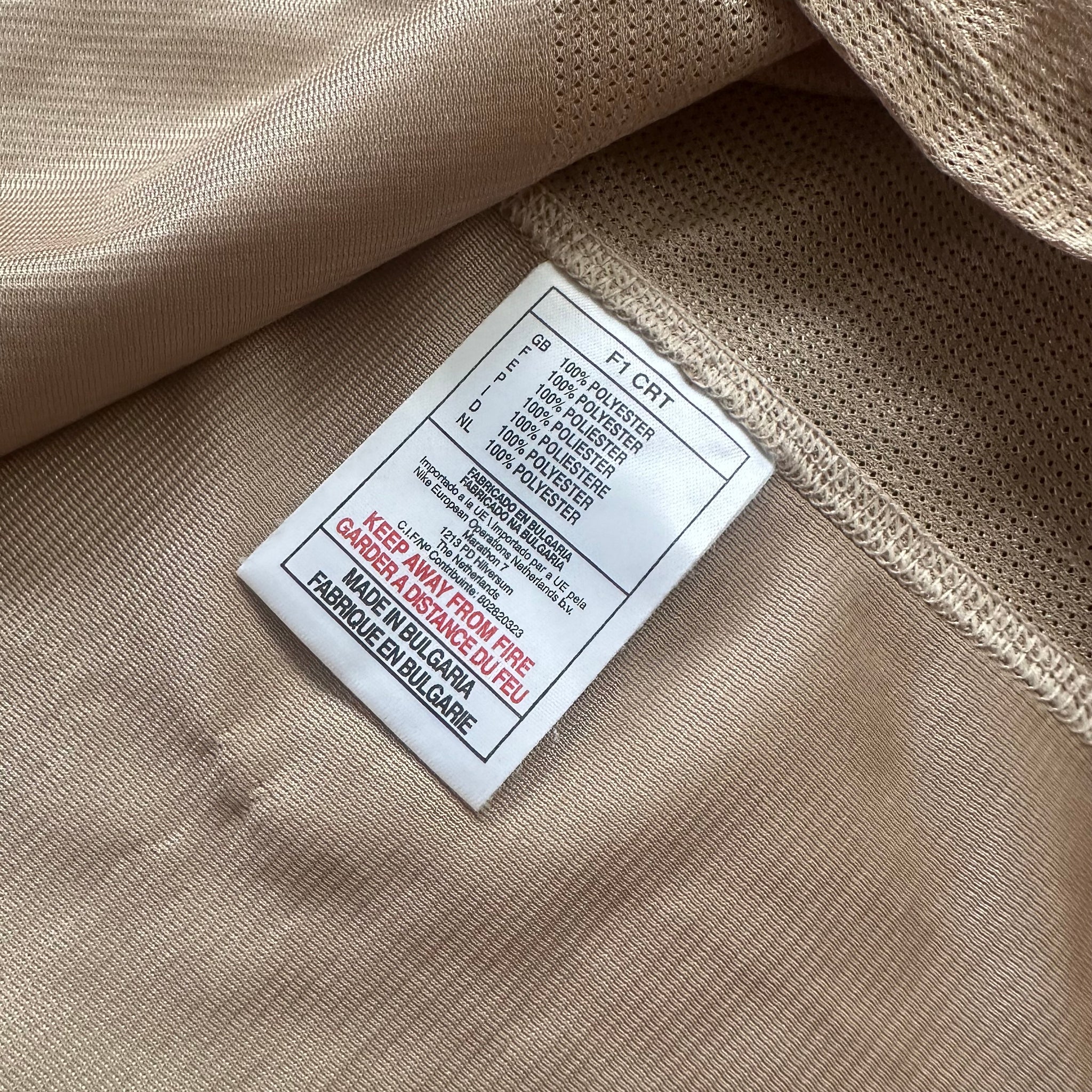 Vintage FC Barcelona #24 Puyol 2001/2002 Away Football Kit (L)