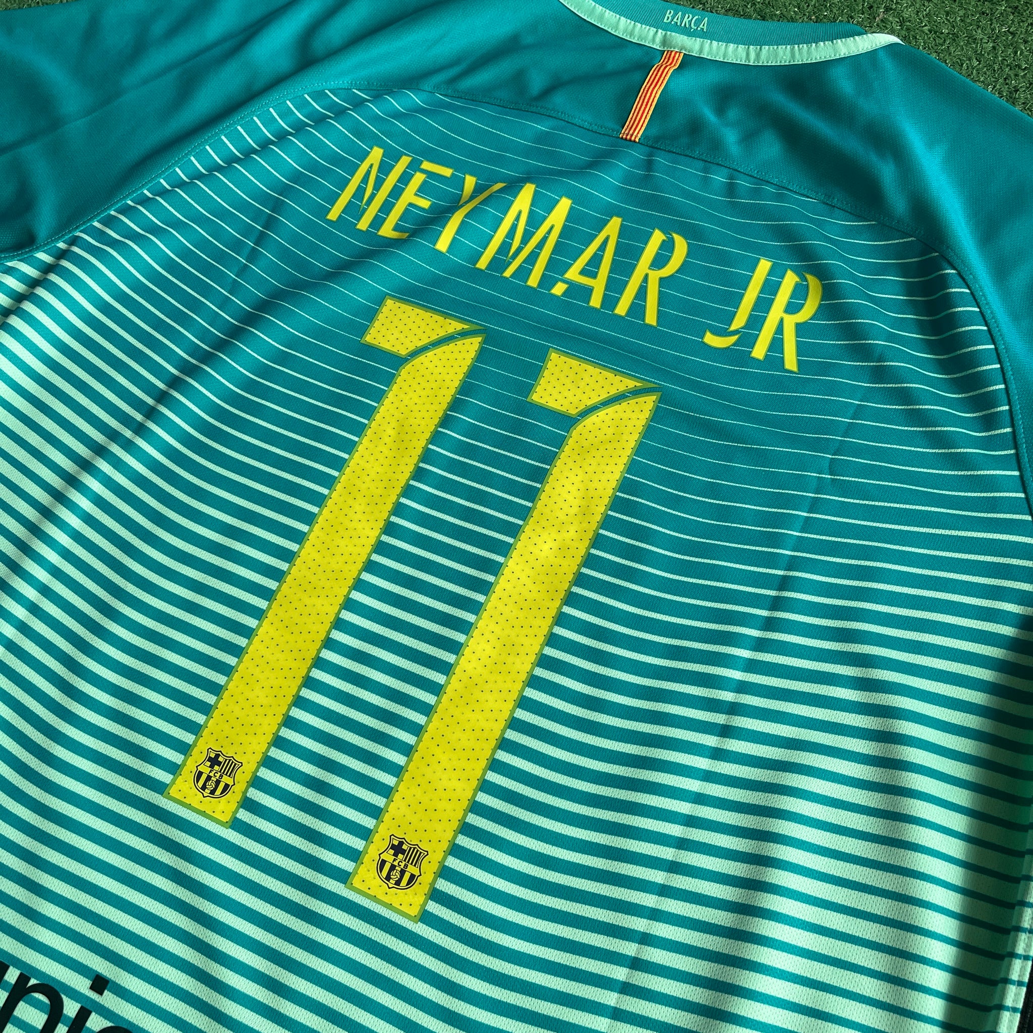 Nike FC Barcelona #11 Neymar Jr 2016/17 Third Football Kit (XL)
