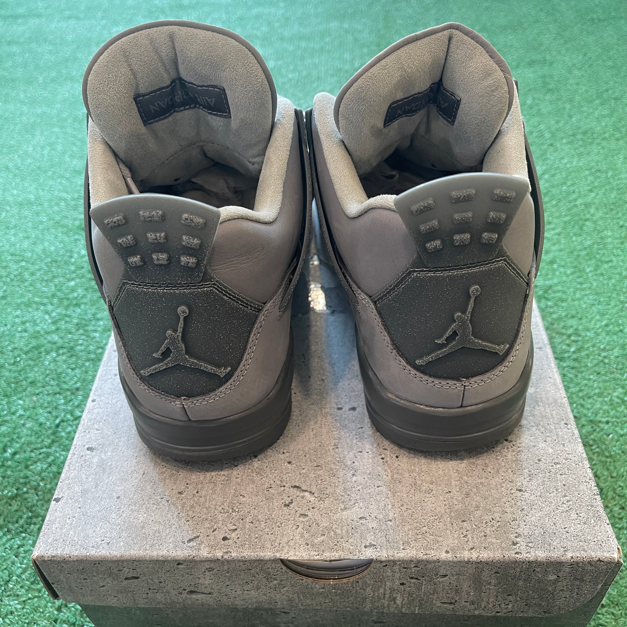 Jordan 4 Retro SE Paris Olympics Wet Cement FQ7928-001 (9.5)