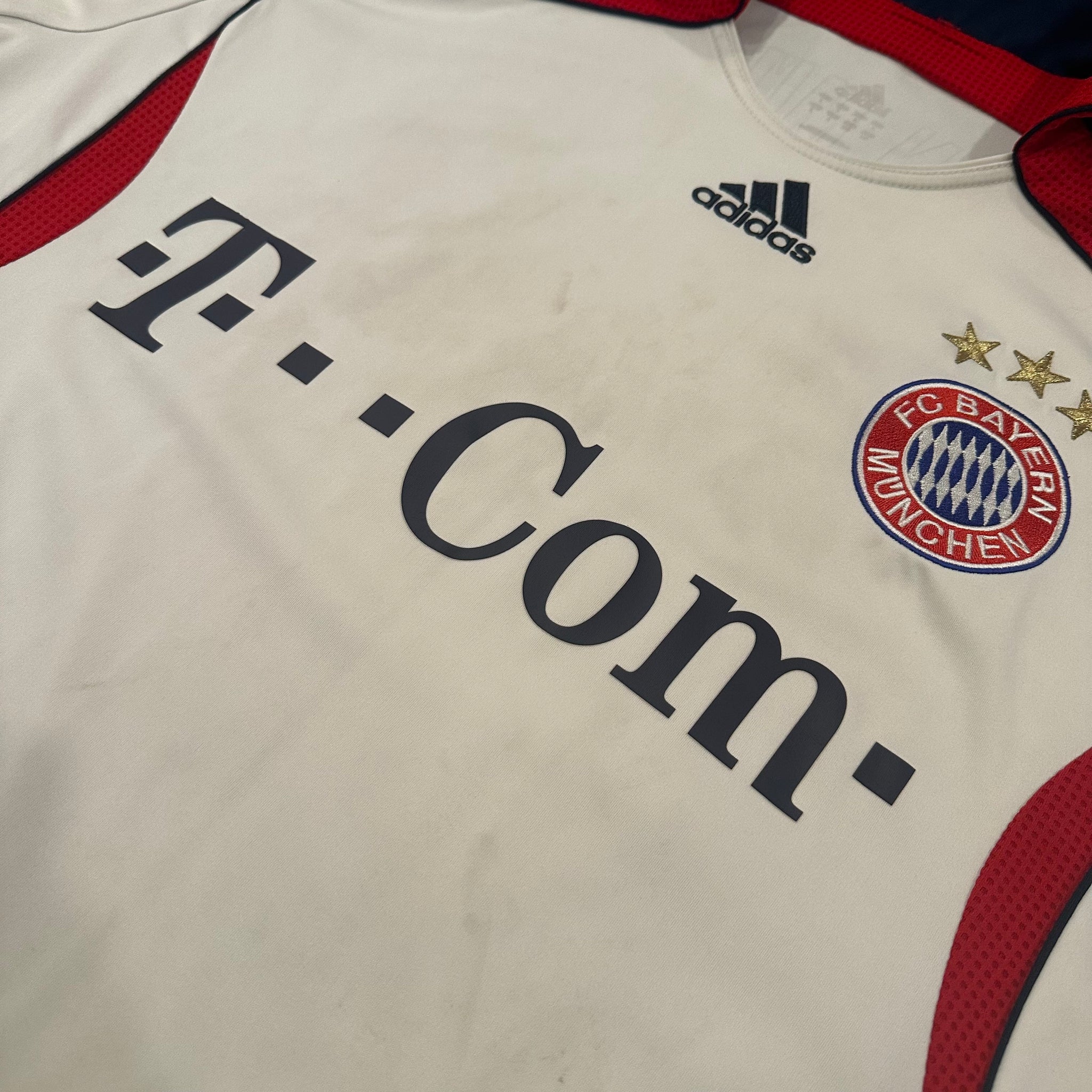 Vintage Adidas Bayern Munich 2007/08 Away Football Kit (L)