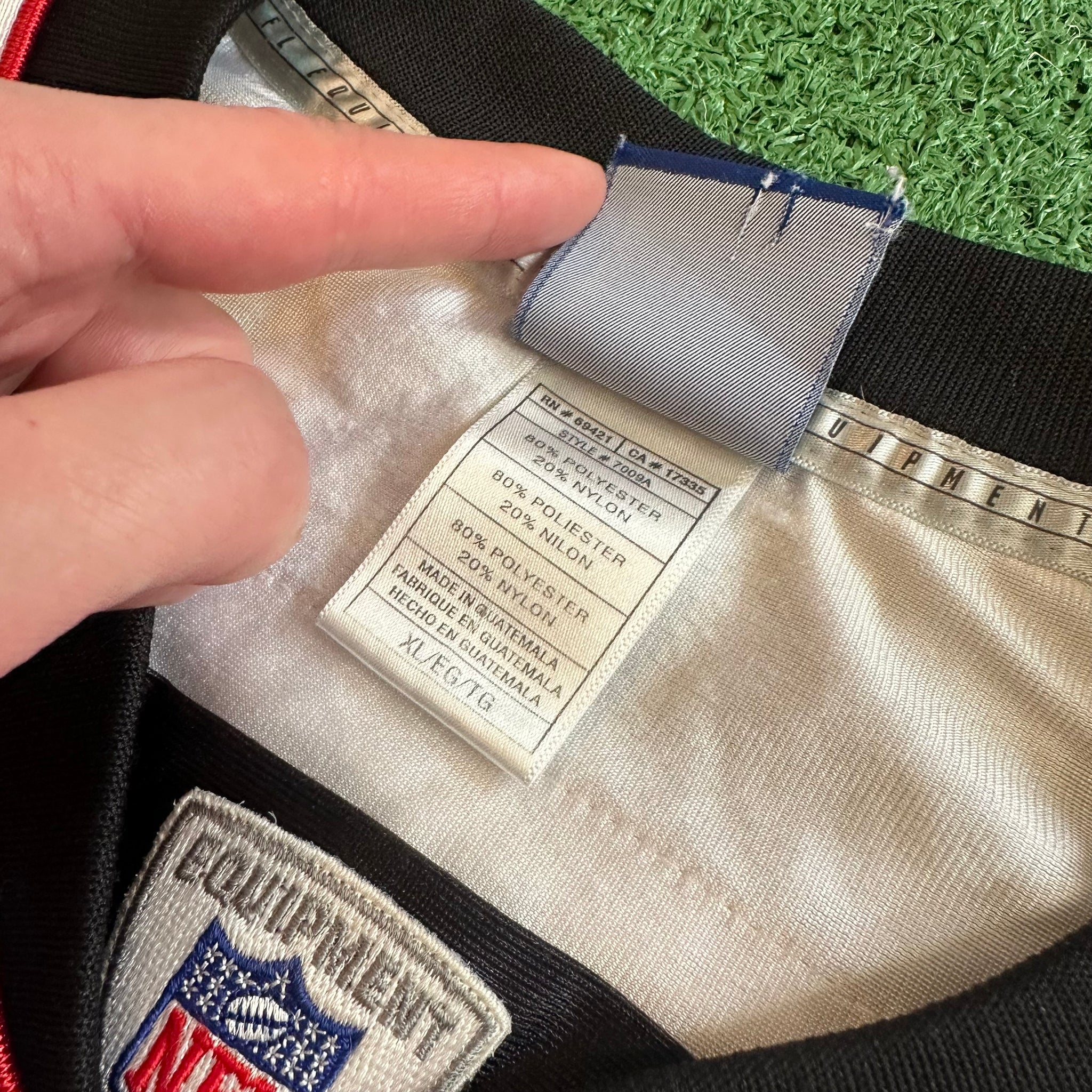 Vintage Reebok Atlanta Falcons #7 Vick NFL Football Jersey (XL)