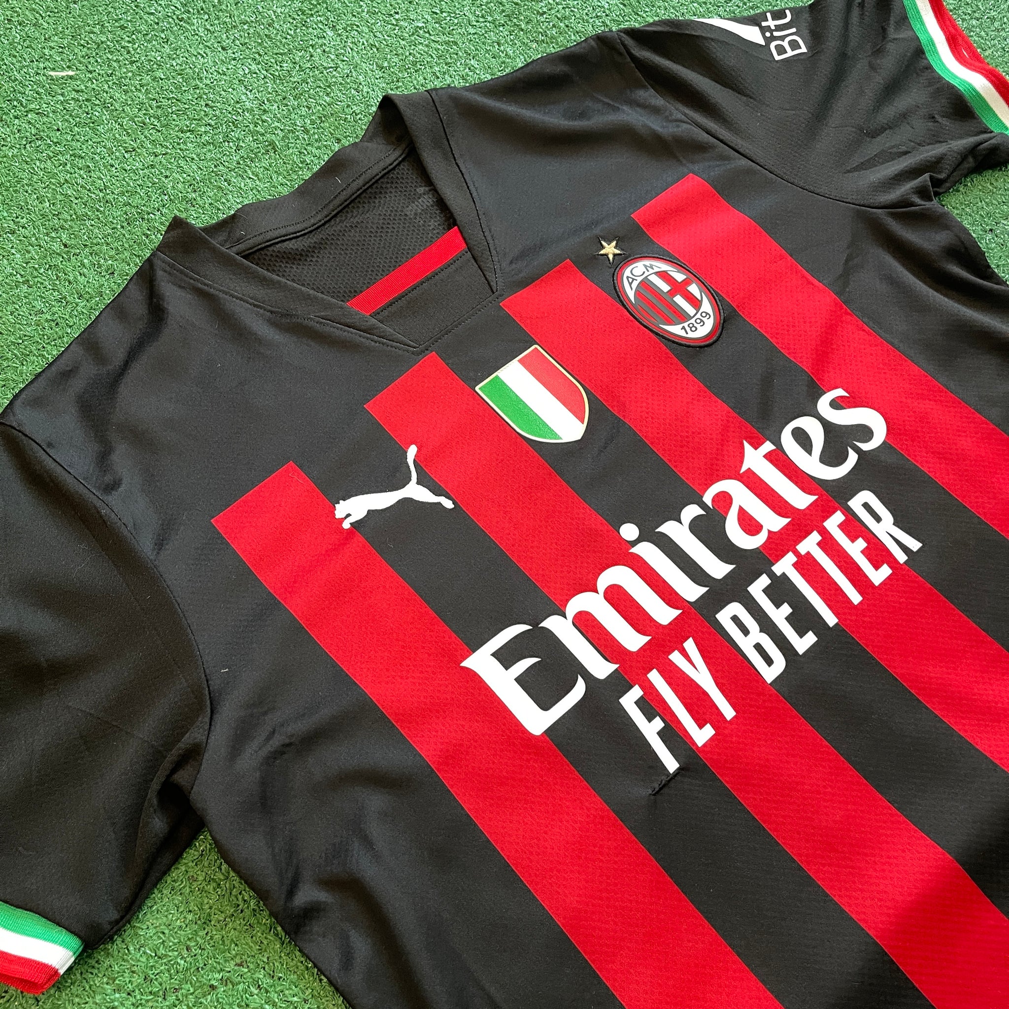 Puma AC Milan #8 Tonali 2022/2023 Home Football Kit (M)