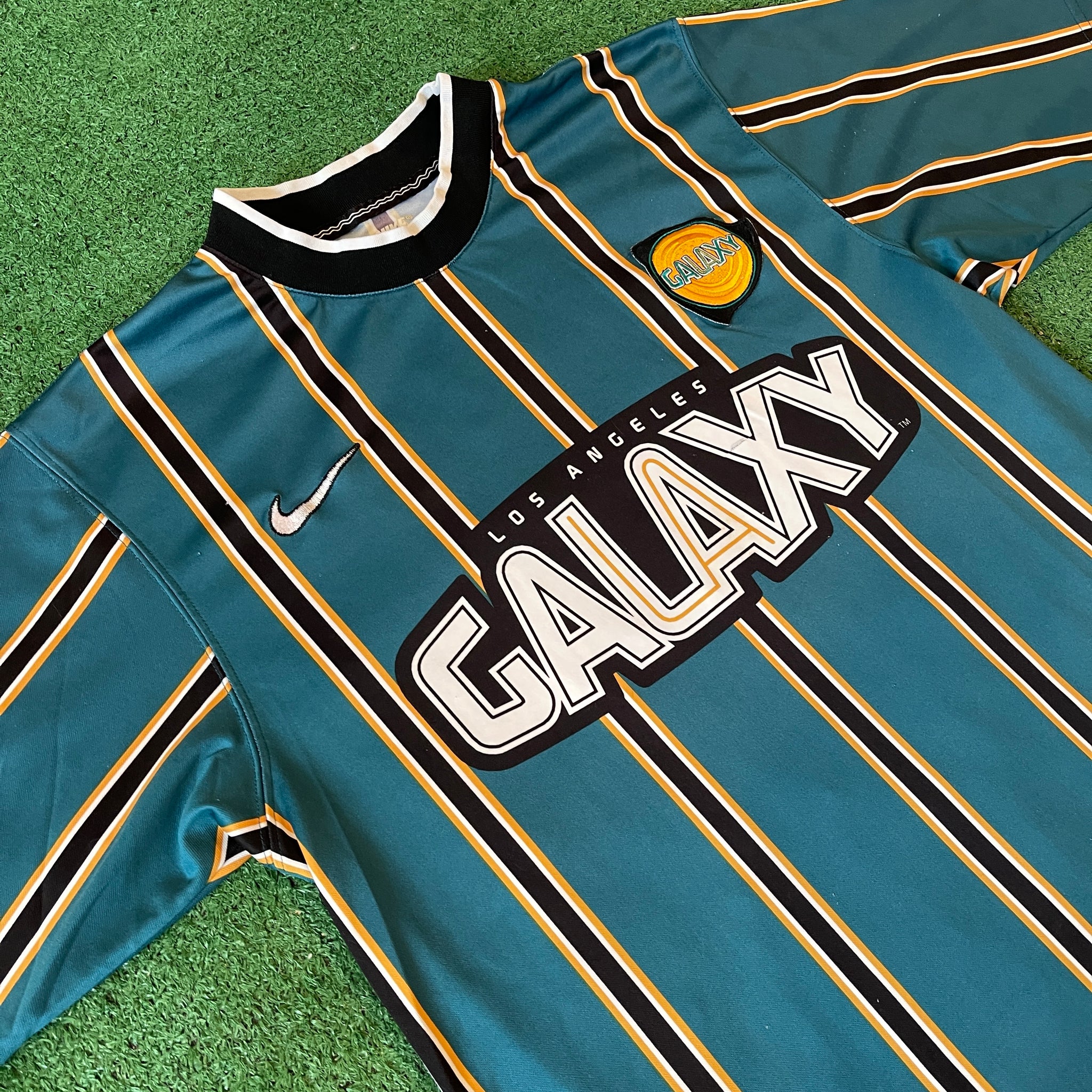 Vintage Nike LA Galaxy 1998/99 Home Football Kit (M)