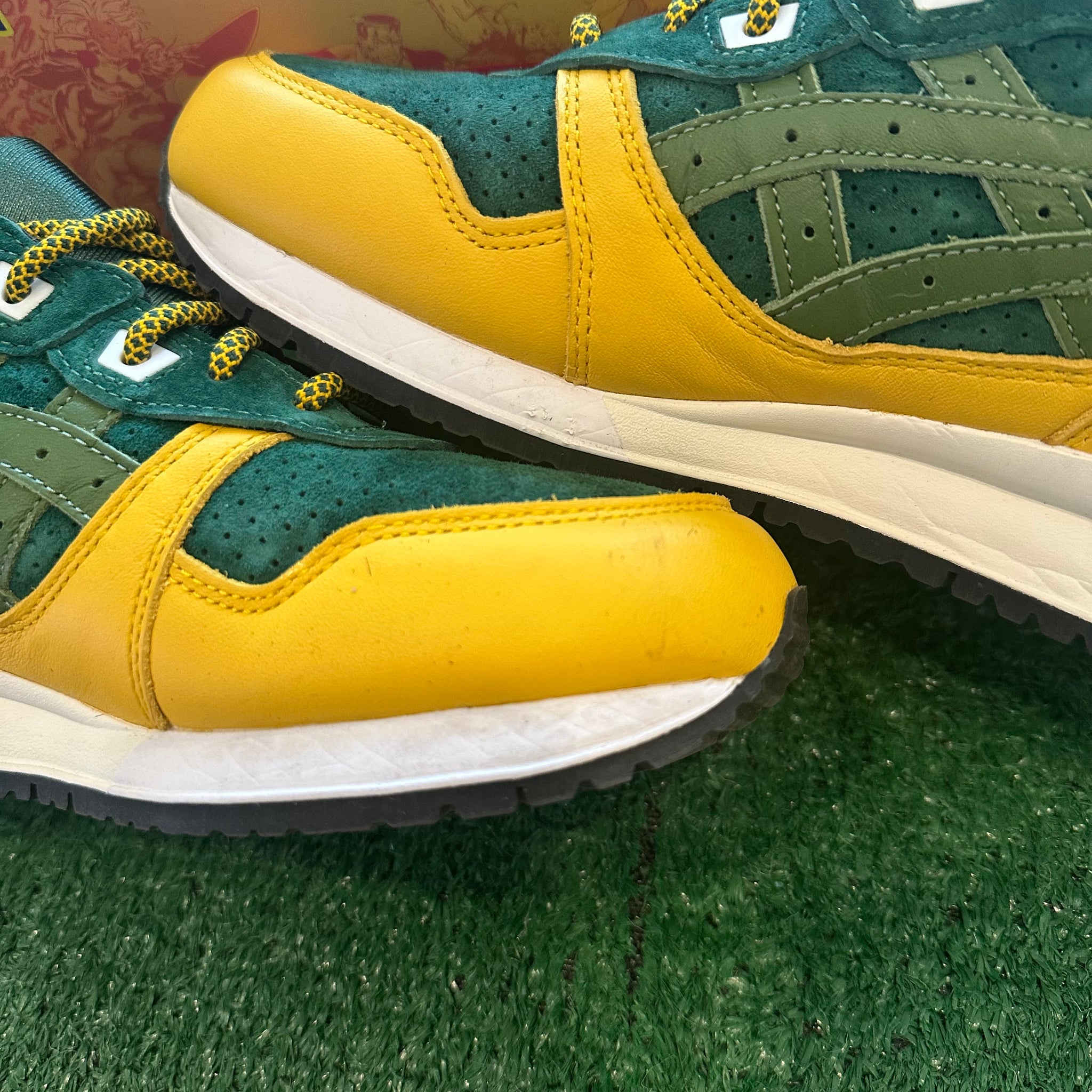 ASICS Gel-Lyte III '07 Remastered Kith Marvel X-Men Mystery Sealed Box (Trading Card Included) (9)