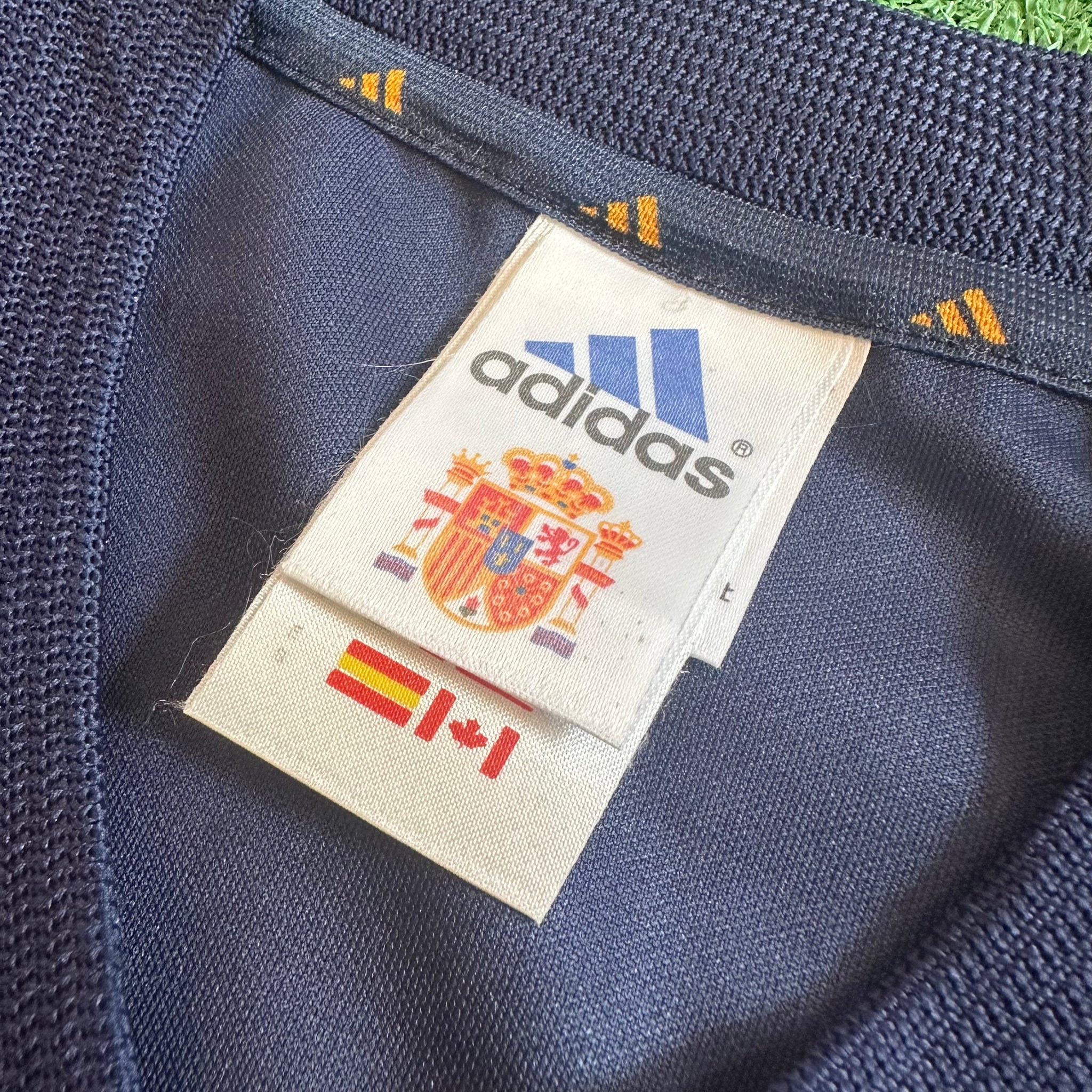 Vintage Adidas Spain 2002 World Cup Third Football Kit (S/M)