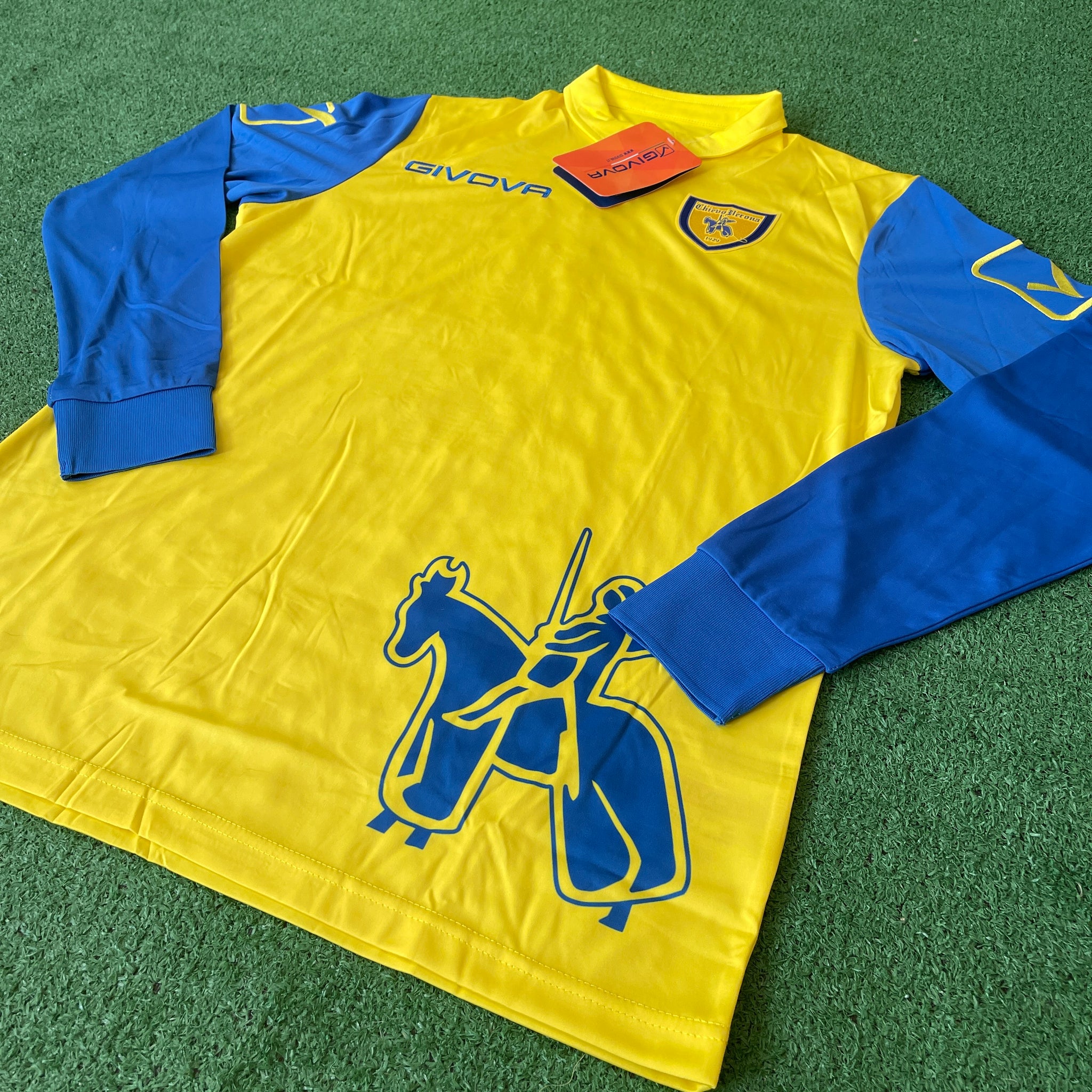 Givova Chievo Verona 2020/21 Home L/S Football Kit (M)