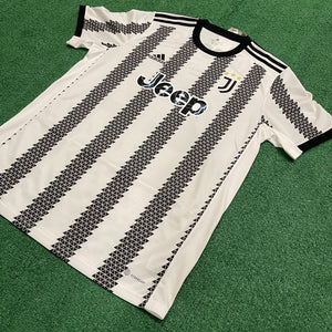 Adidas Juventus FC #22 Di Maria 2022/23 Home Football Kit (L)