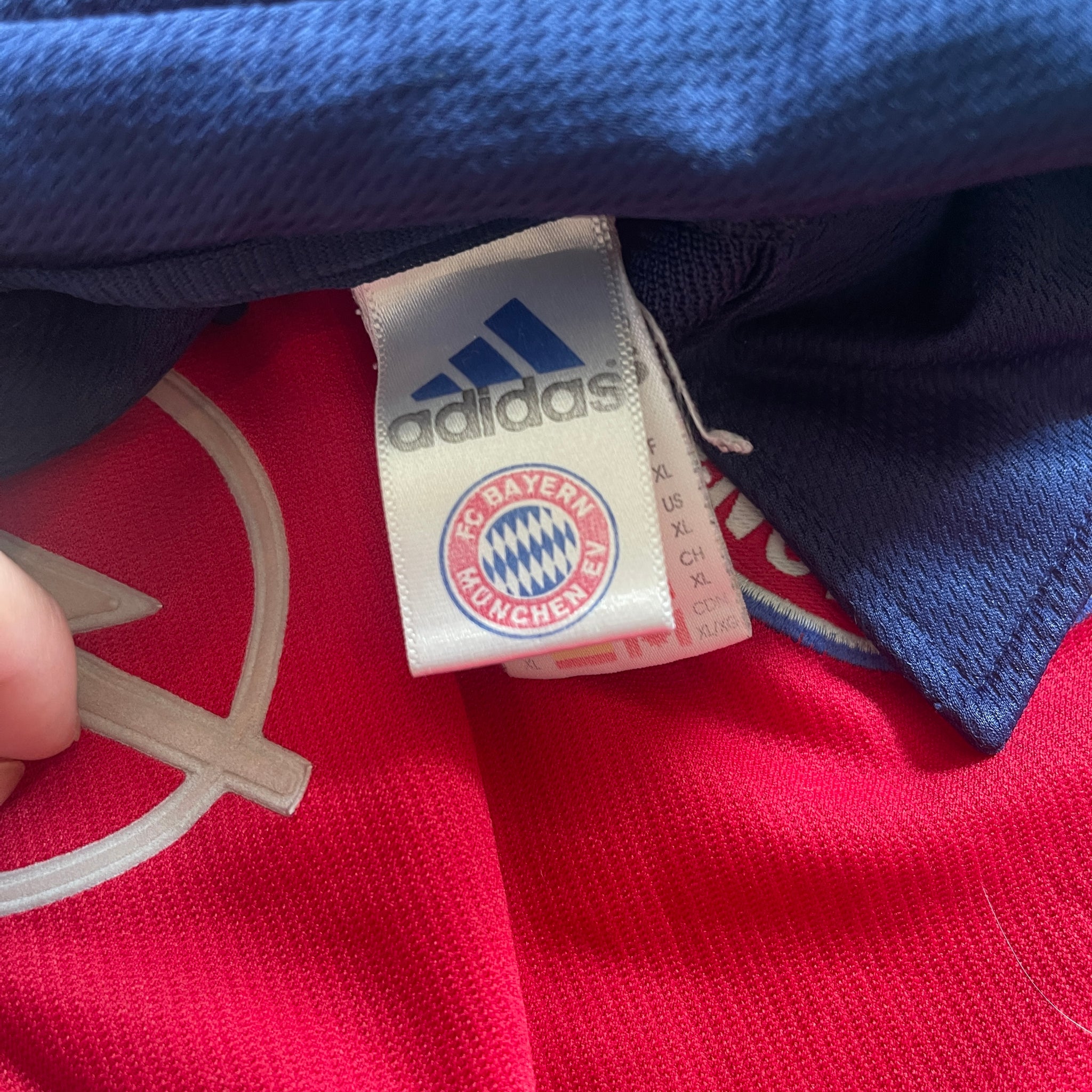 Vintage Adidas FC Bayern Munich 1999/01 Home Football Kit (XL)