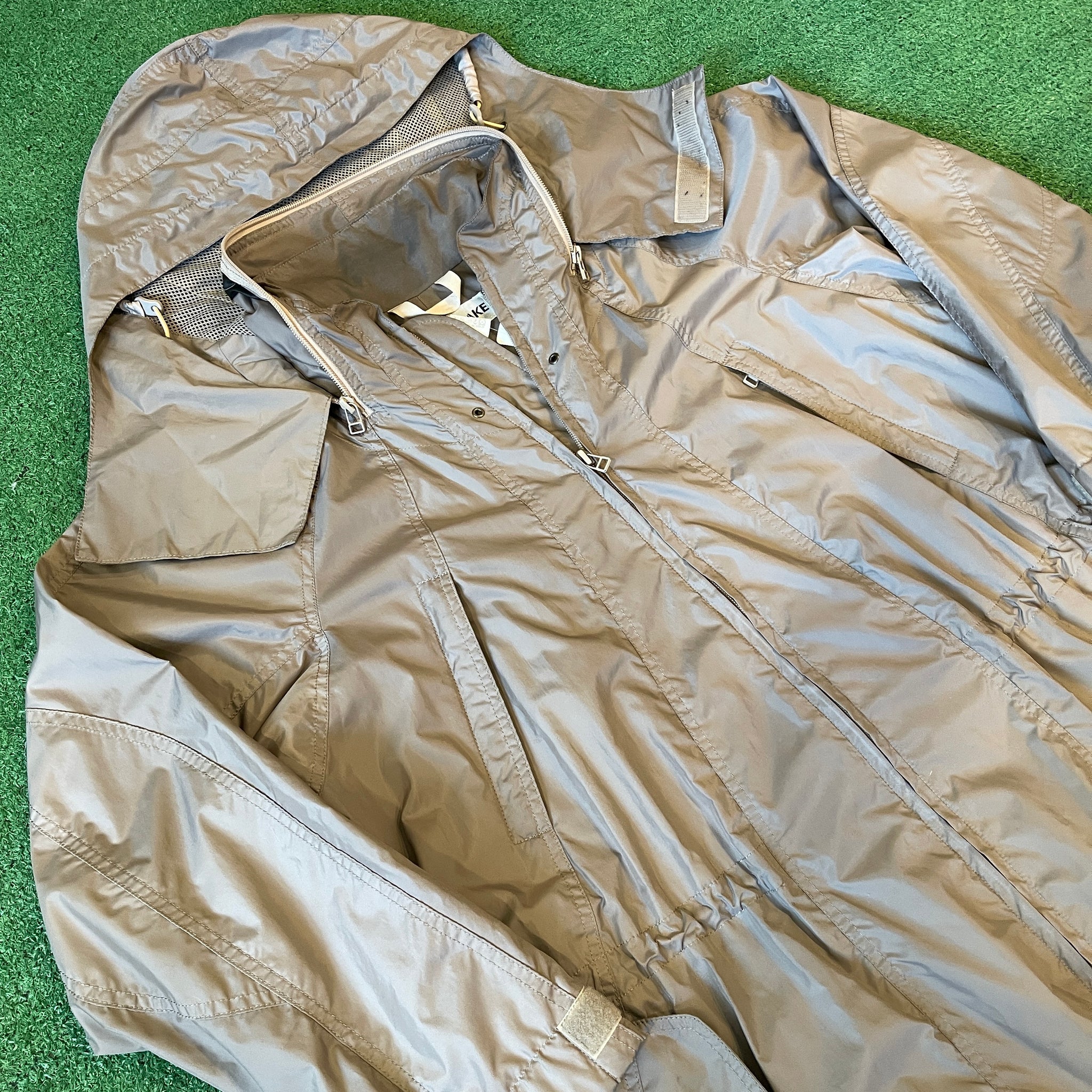 Vintage Issey Miyake Full-Zim Windbreaker Jacket (M/L)