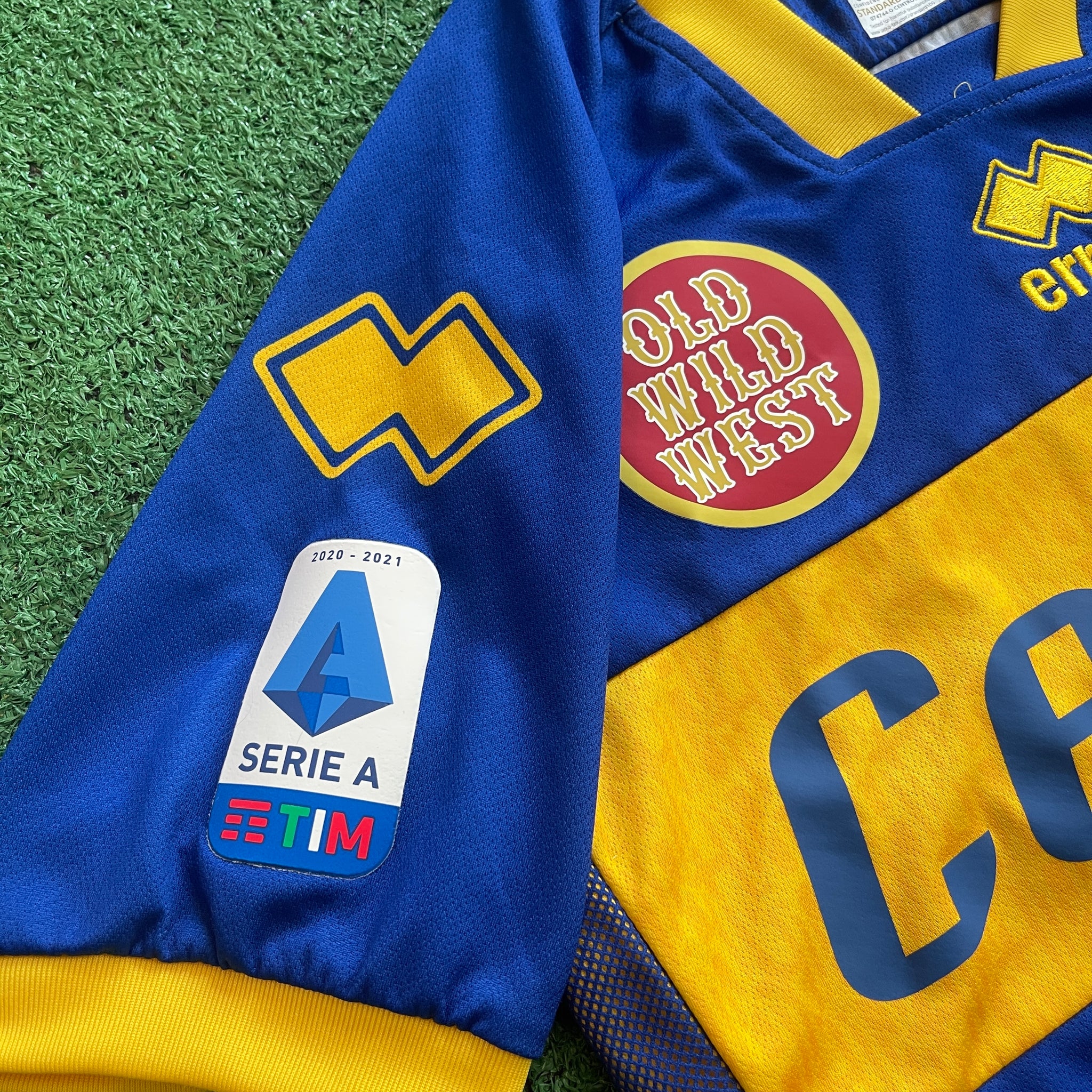 Errea Parma Calcio 2020/21 Away Football Kit (XS/S)