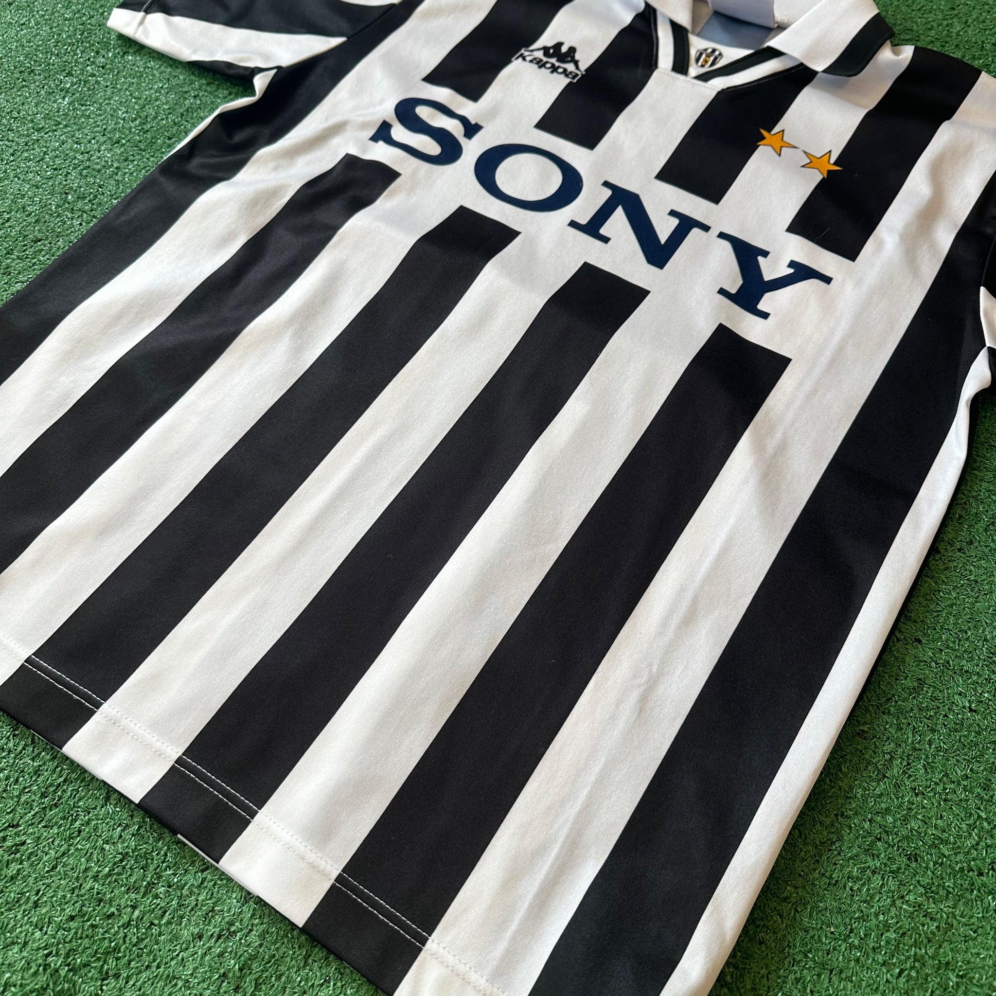 Vintage Kappa Juventus #21 Zidane 1995/1996 Home Football Kit (L)