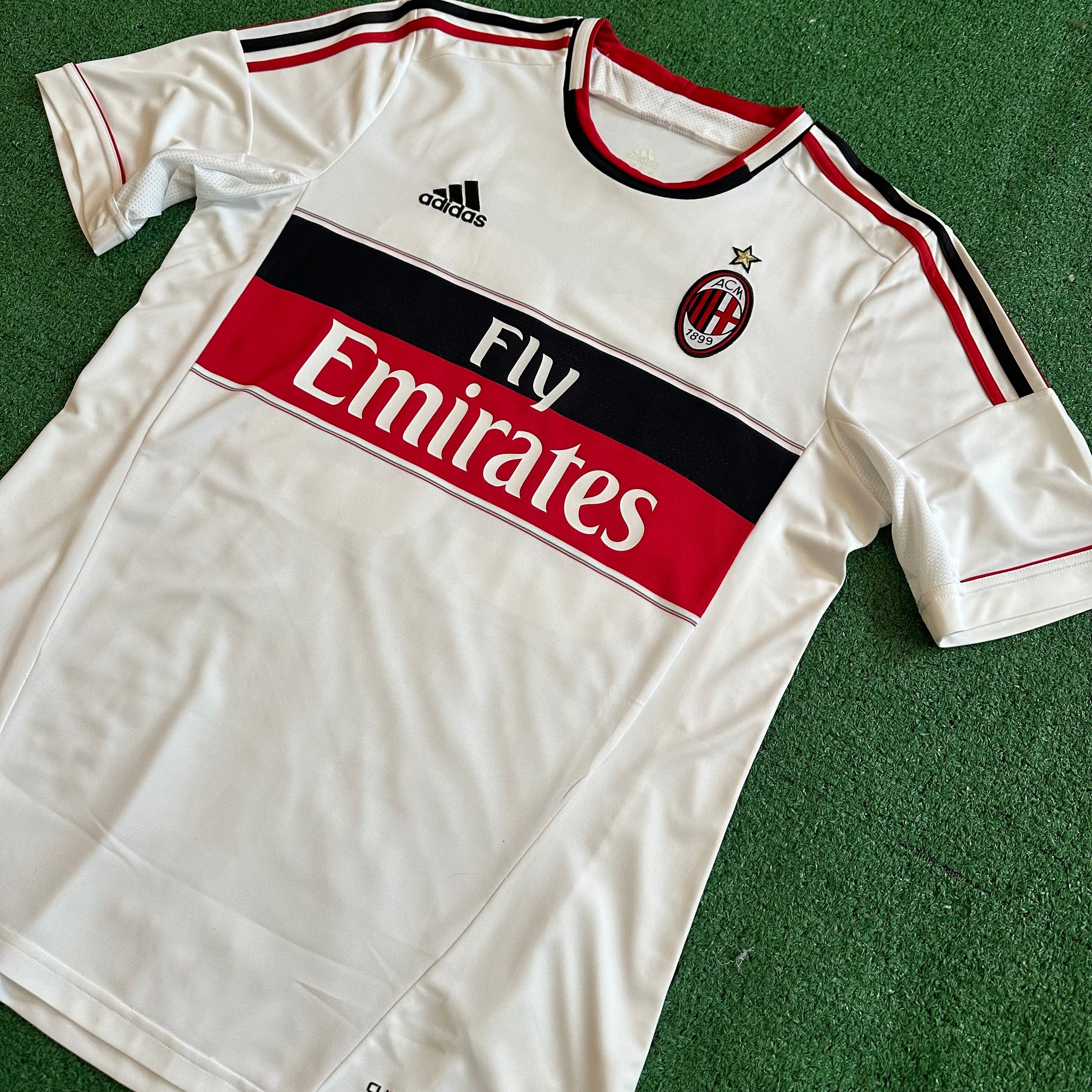 Adidas AC Milan #23 Ambrosini 2012/2013 Away Football Kit (L)
