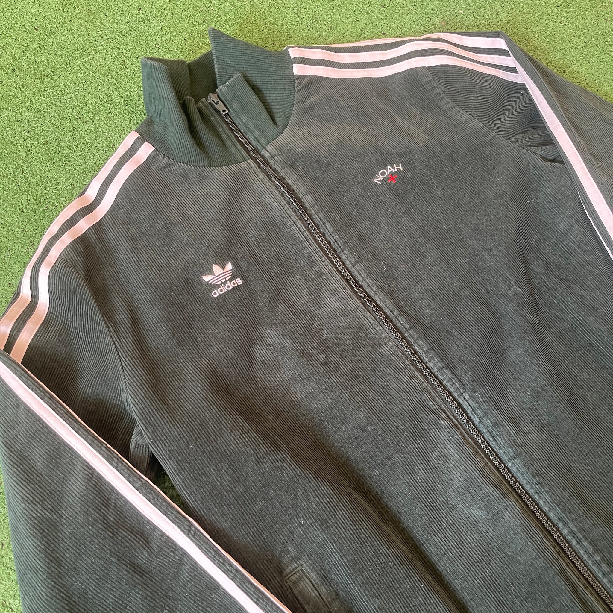 Adidas Originals Noah Corduroy Track Top X Shorts Set (M)