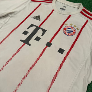 Adidas Bayern Munich 2017/18 Third Football Kit (M)