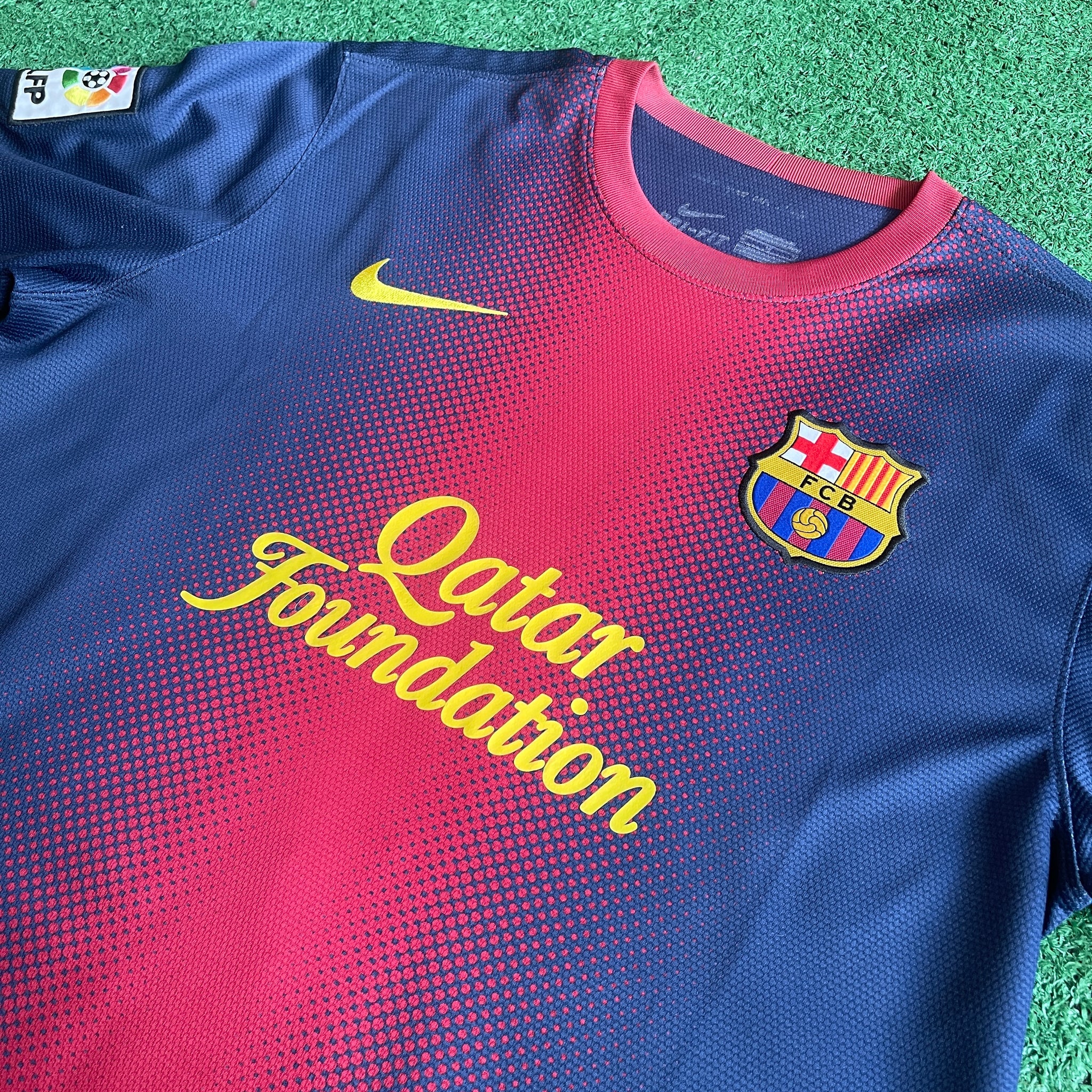Nike FC Barcelona #10 Messi 2012/13 Home Football Kit (M)