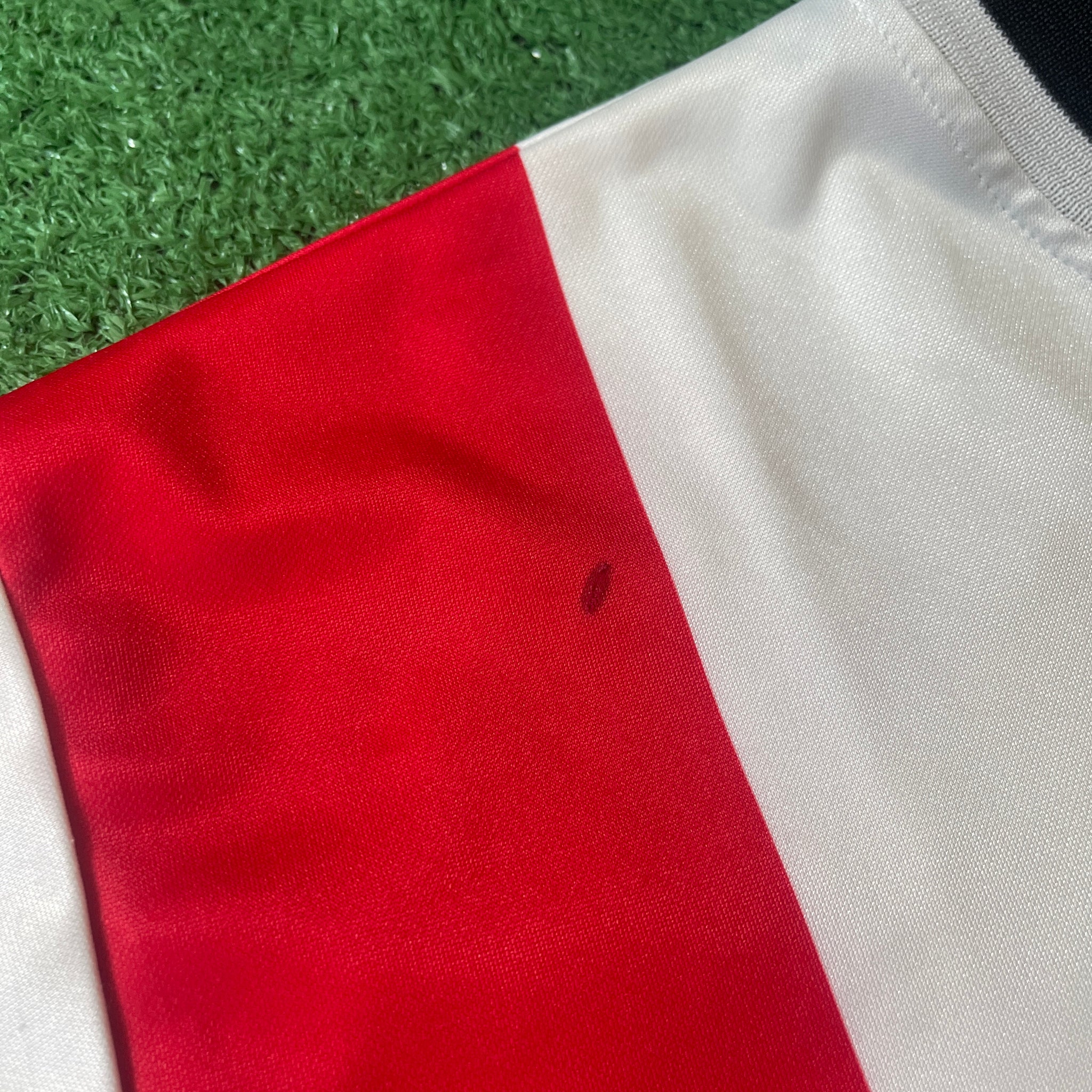 Vintage Nike PSV 1999/00 Home Football Kit (XL)