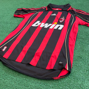 Vintage Adidas AC Milan #22 Kaka 2006/07 Home Football Kit (M)