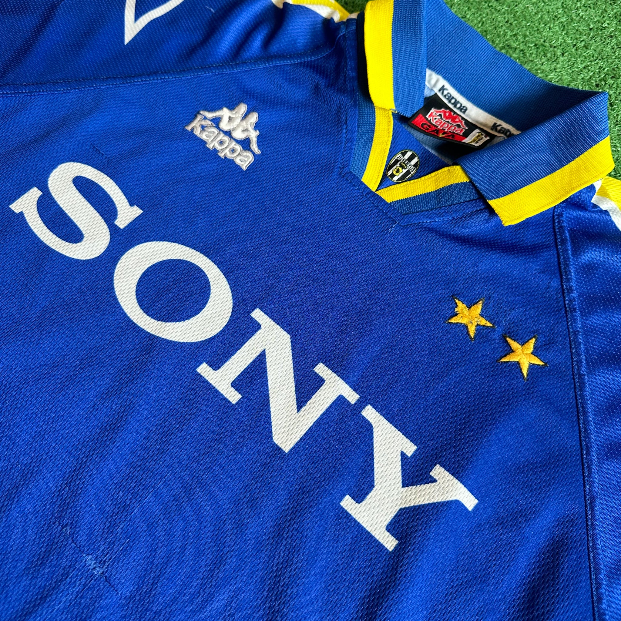 Vintage Kappa Juventus FC 1996/97 Away Football Kit (M)
