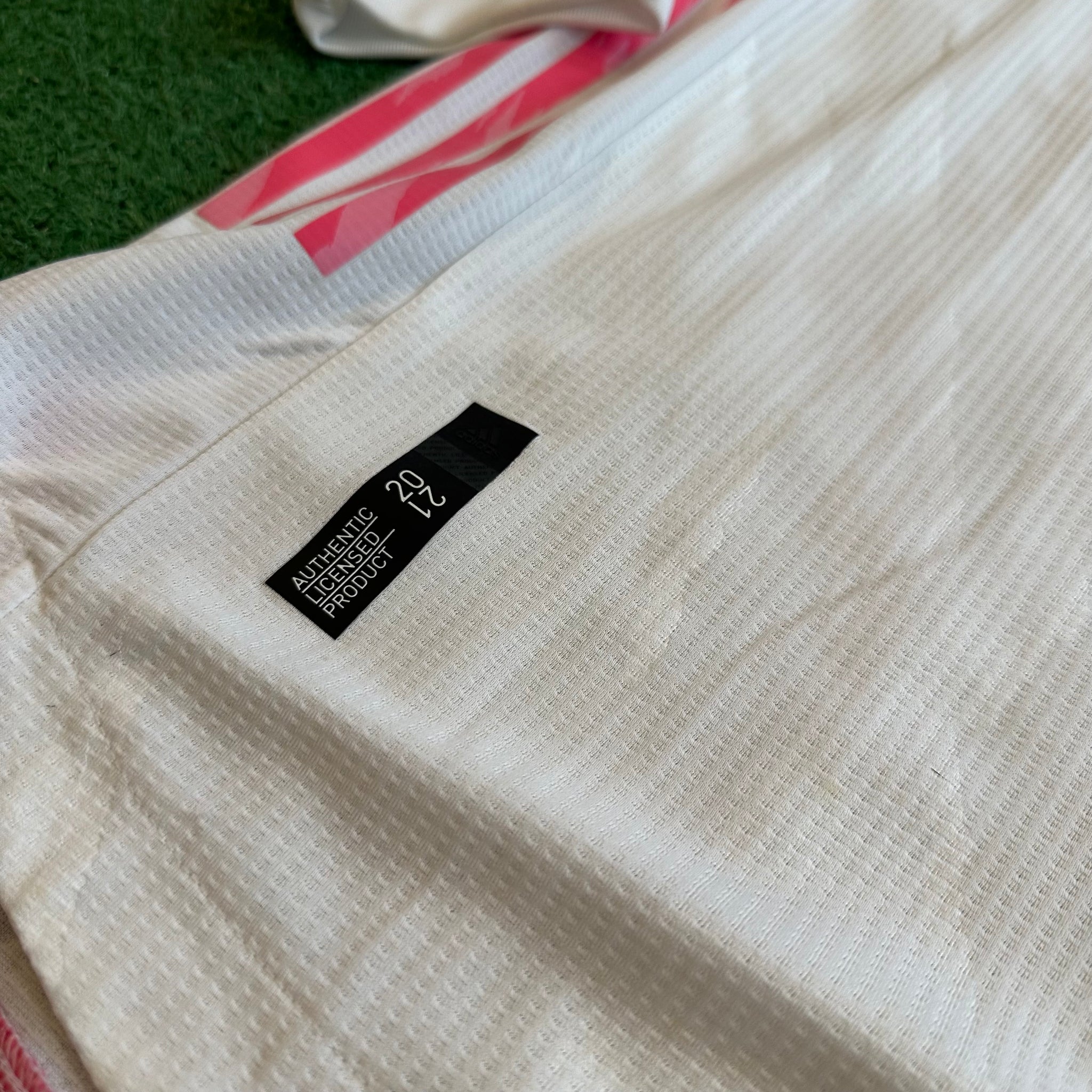 Adidas Real Madrid #9 Benzema 2020/21 Home Long-Sleeve Football Kit (L)