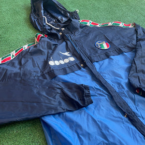 Vintage Diadora Italy National Team Lightweight Windbreaker Jacket (M/L)