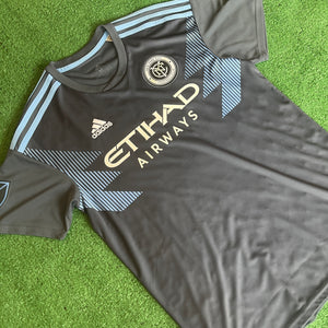 Adidas New York City FC #7 David Villa 2019 Away Football Kit (M)