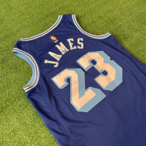 Nike LA Lakers City Edition Lebron James NBA Swingman Jersey CN1027-404 (M)