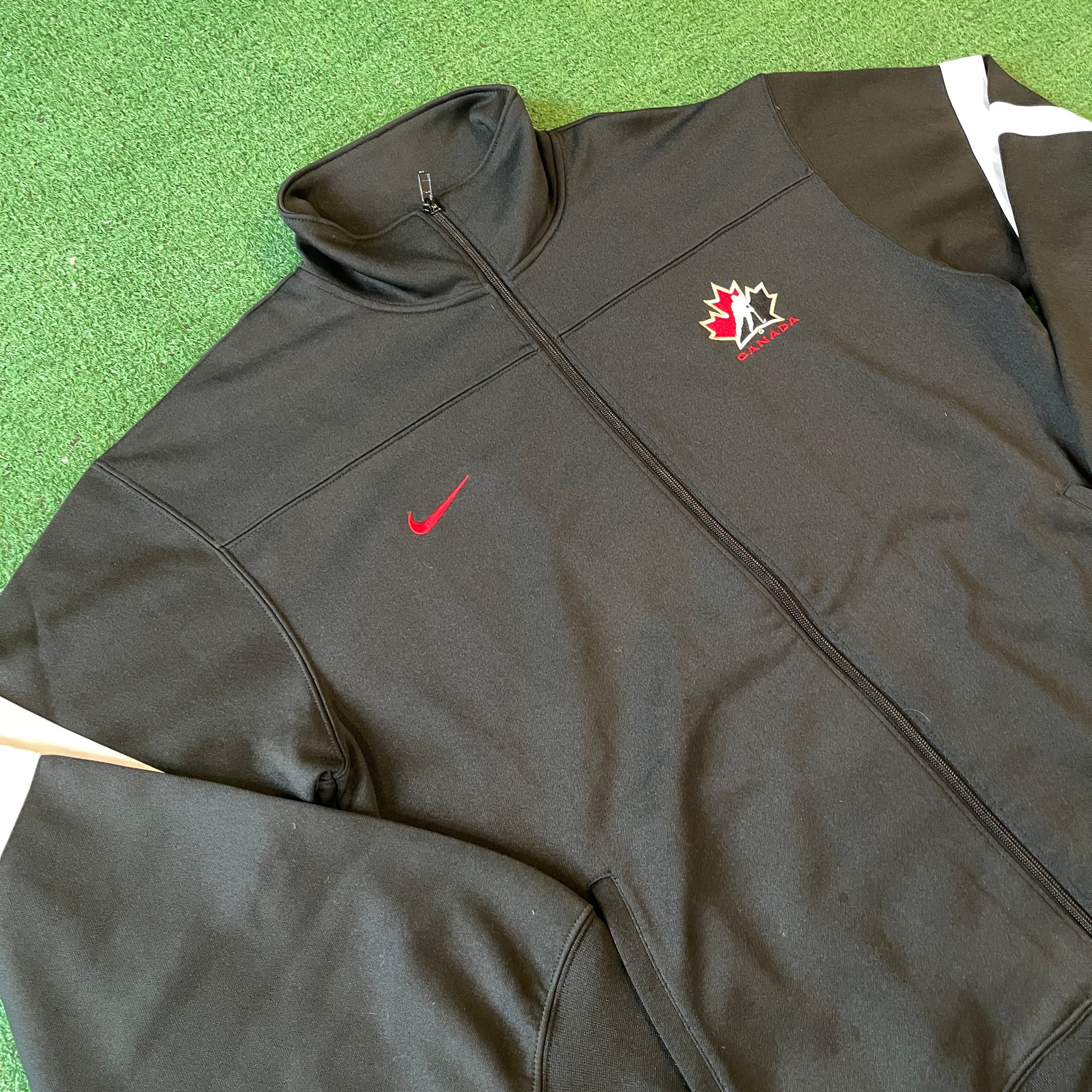 Nike Bauer Team Canada Hockey Full-Zip Track Jacket (L)