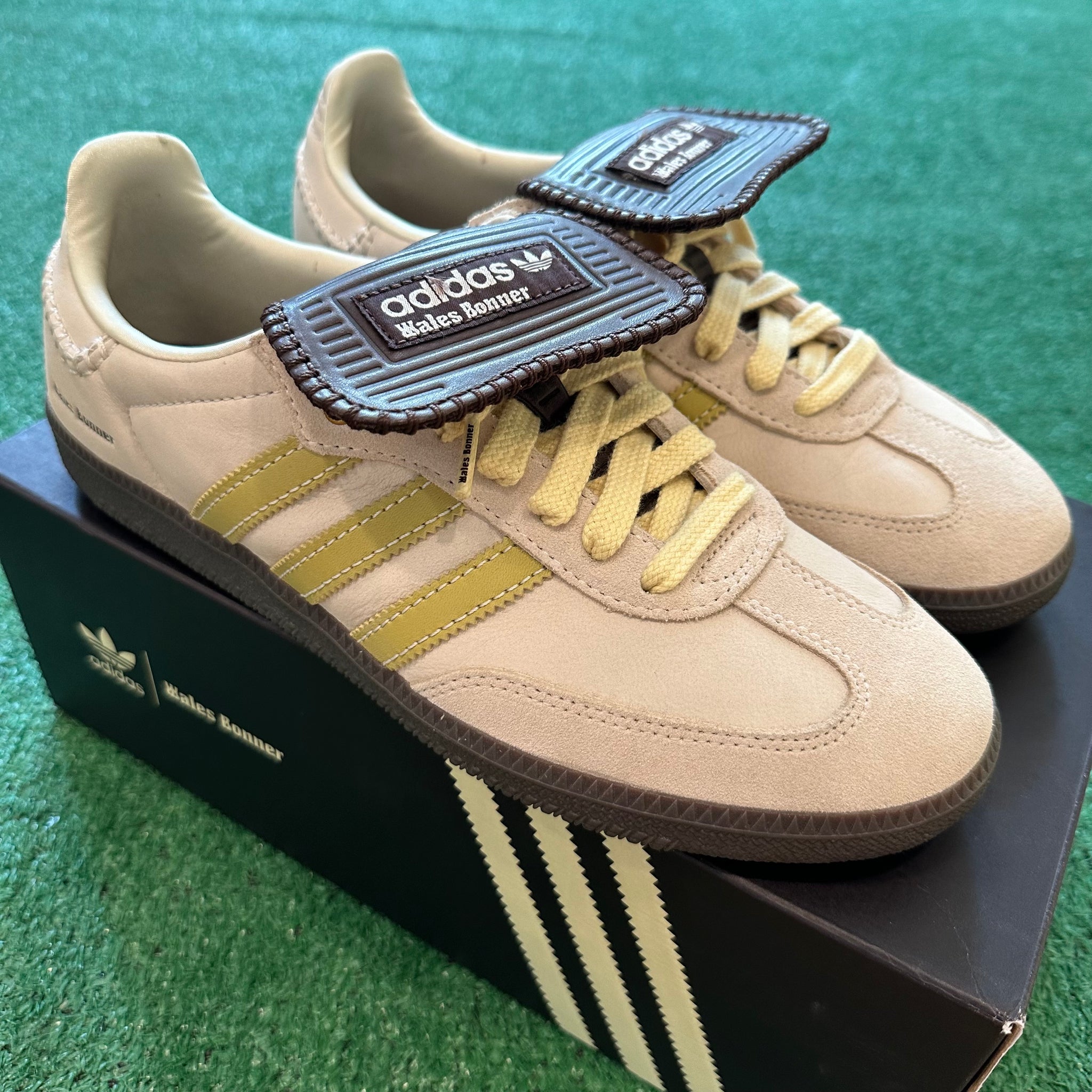 adidas Samba Wales Bonner Ecrtin Brown ID0217 (9.5)