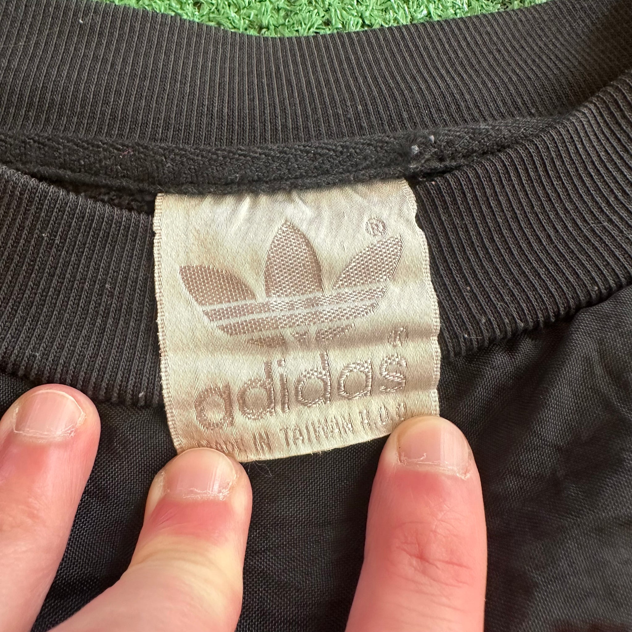 Vintage Adidas 90's Team Crewneck Sweatshirt (M)