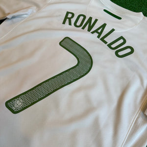 Vintage Nike Portugal #7 Ronaldo 2010 Away Football Kit (M)