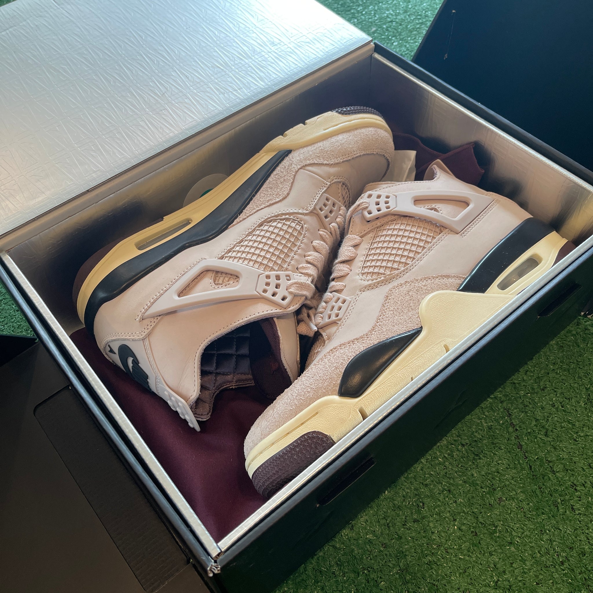 Jordan 4 Retro OG SP A Ma Maniére While You Were Sleeping FZ4810-200 (10.5W)