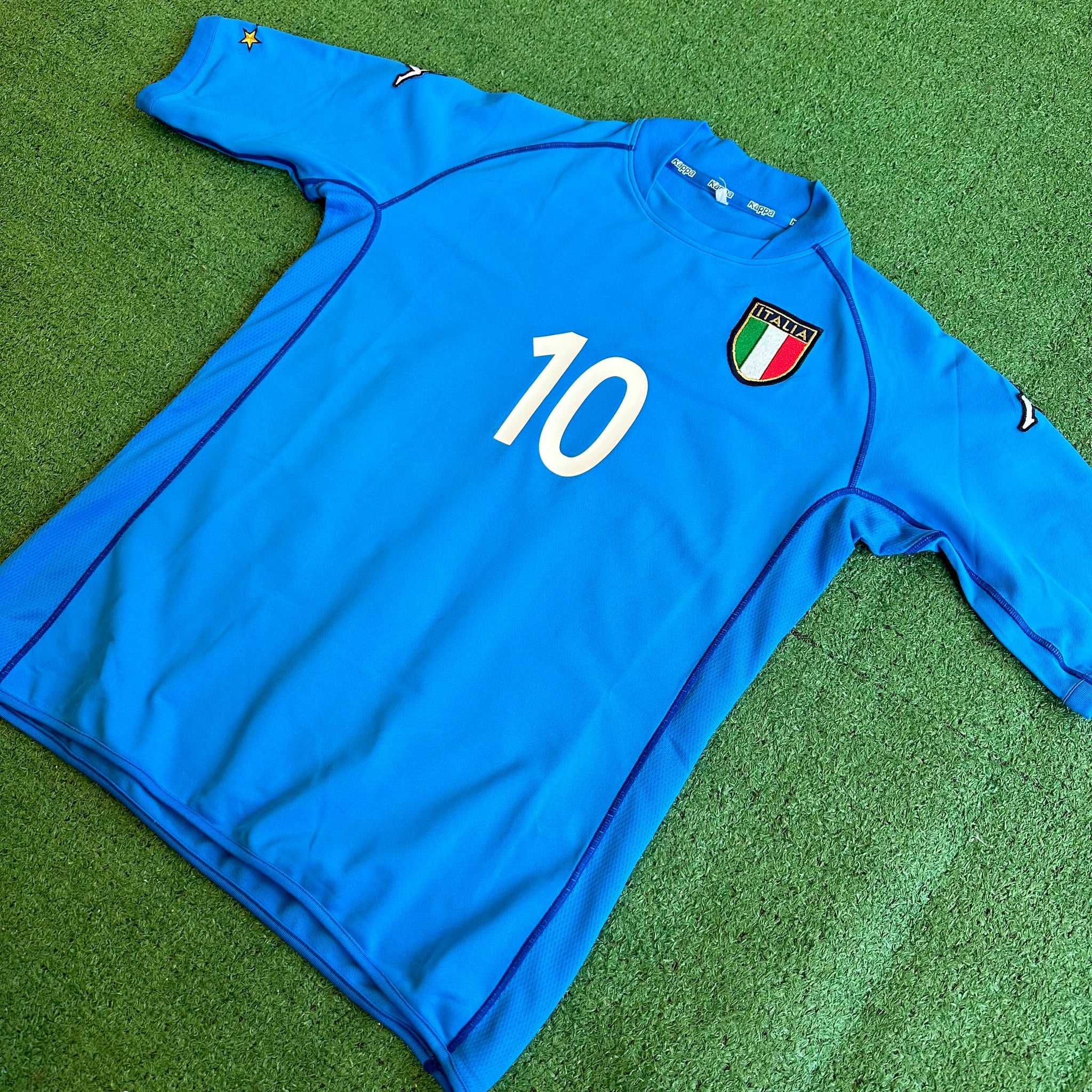 Vintage Kappa Italy #10 Totti 2002 Home Football Kit (M)