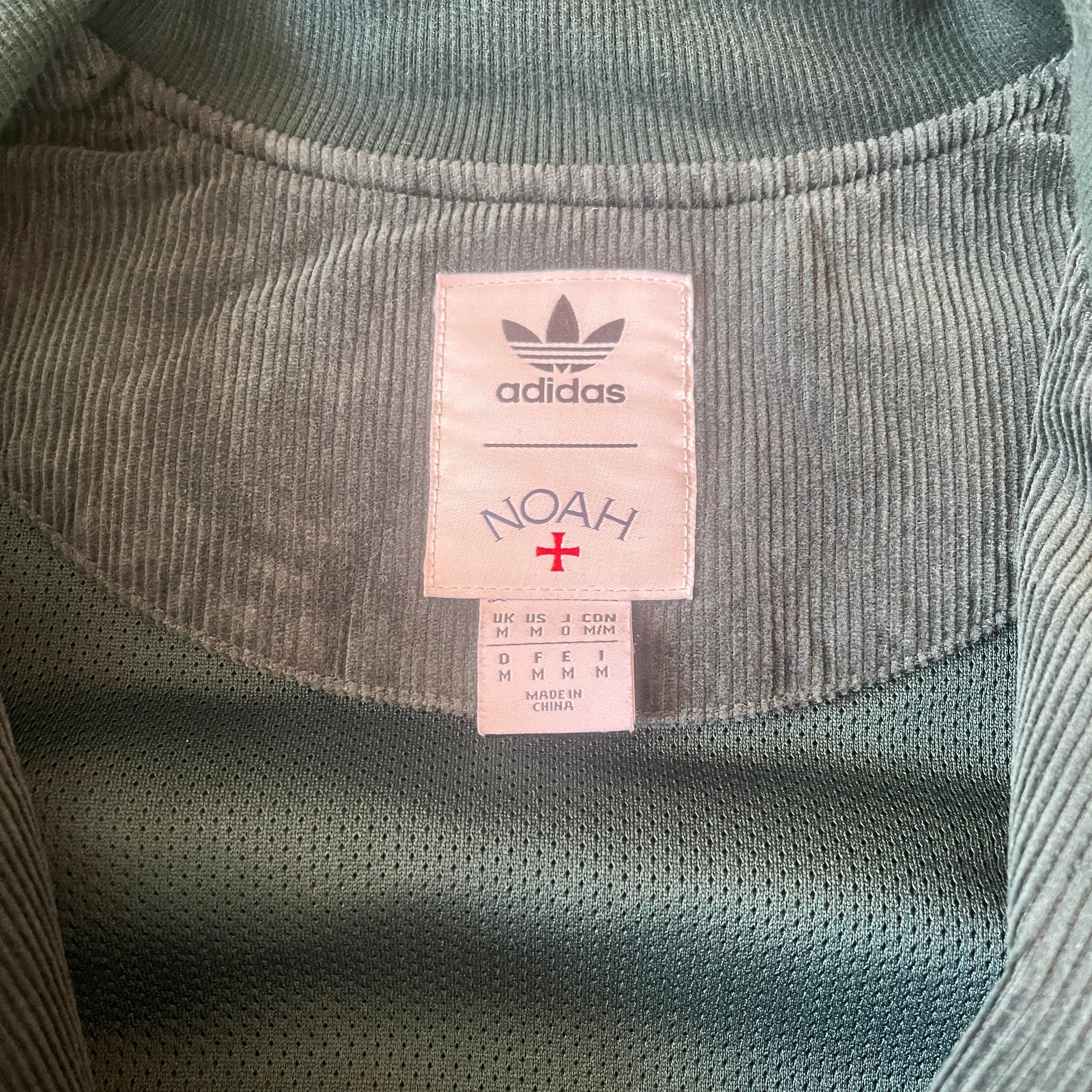 Adidas Originals Noah Corduroy Track Top X Shorts Set (M)