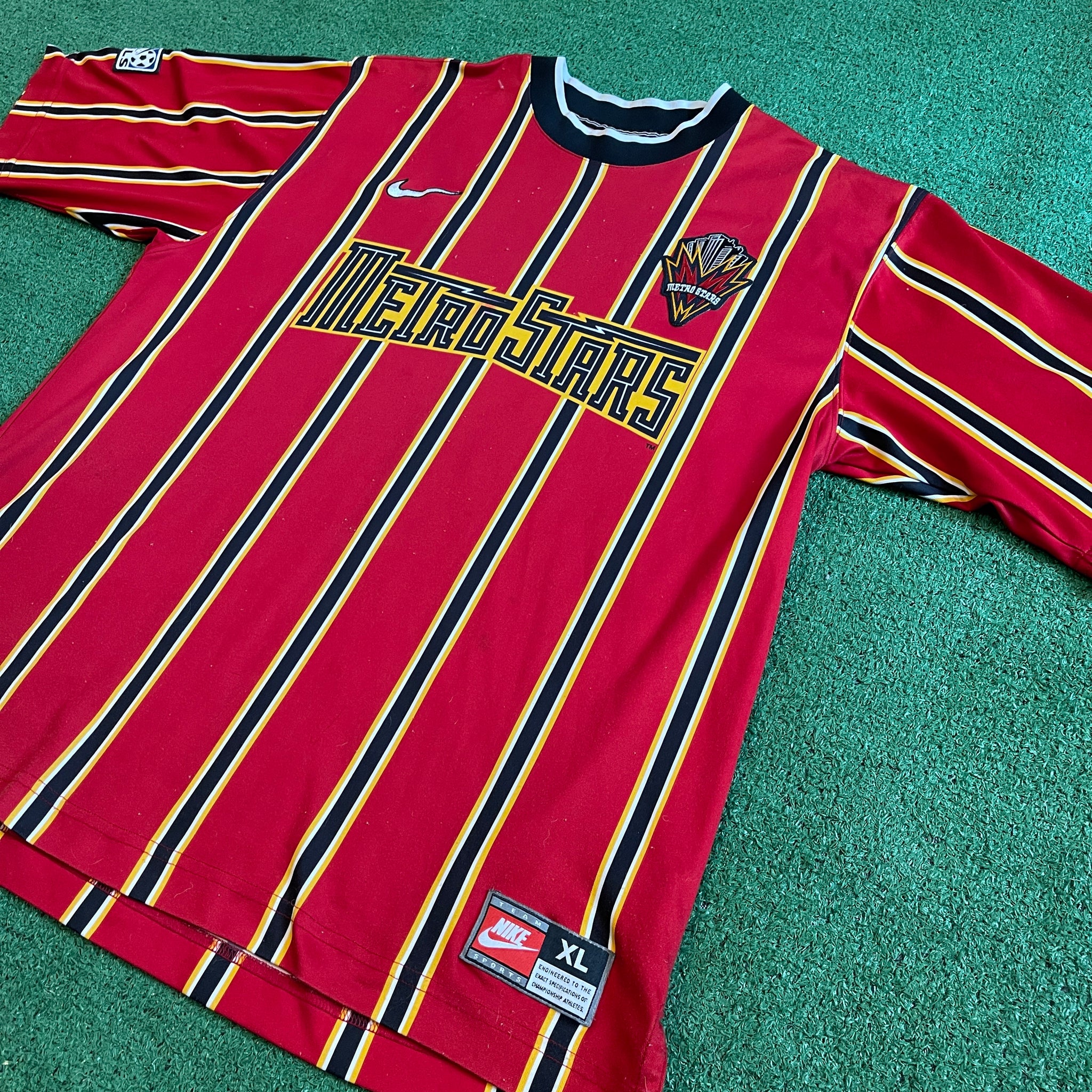 Vintage Nike Metro Stars 1998/99 Home Football Kit (XL)