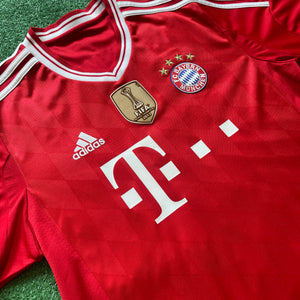Adidas FC Bayern Munich 2013/14 Home Football Kit (M)