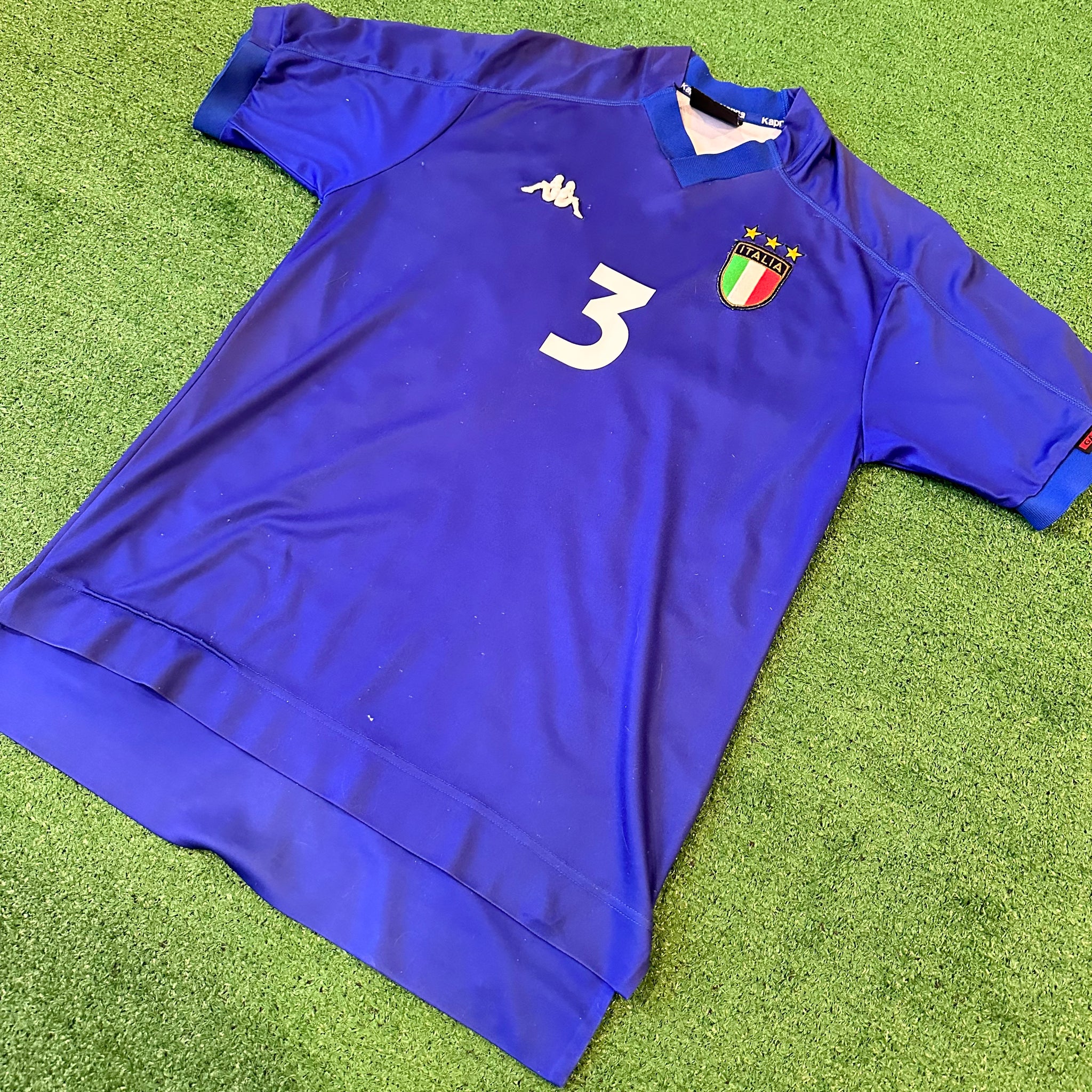 Vintage Kappa Italy #3 Maldini 1999 Home Football Kit (M)