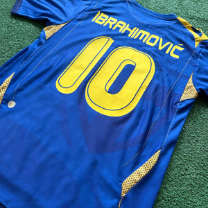 Vintage Umbro Sweden #10 Ibrahimovic 2006 Away Soccer Jersey (L)