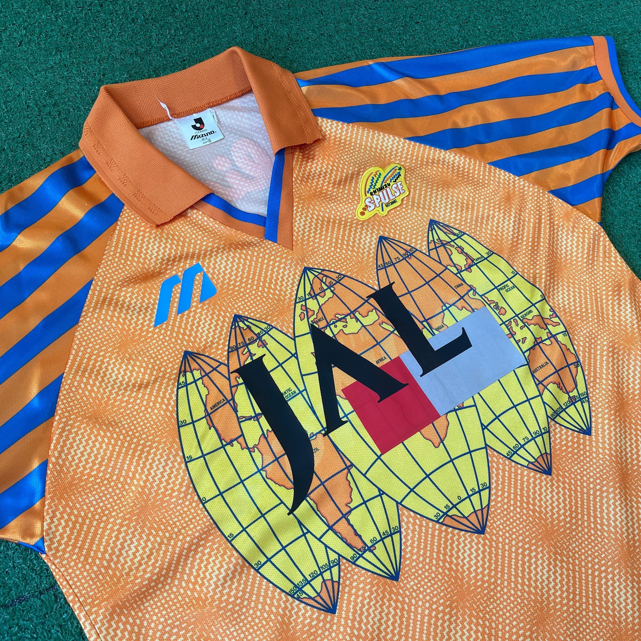 Vintage Mizuno Shimizu S-Pulse 1994/96 Home Football Kit (L)