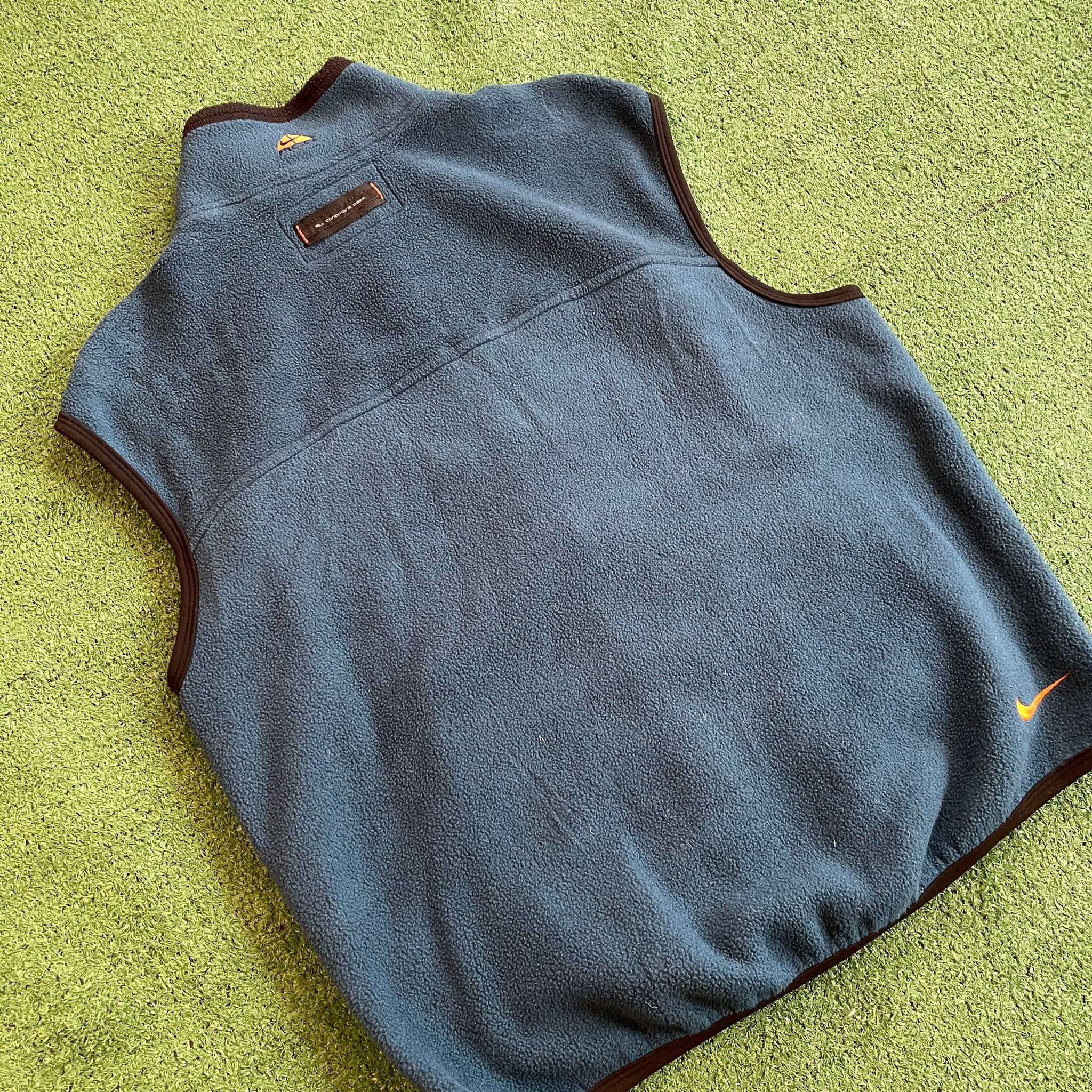 Vintage Nike ACG Outdoor Fleece Vest (L)