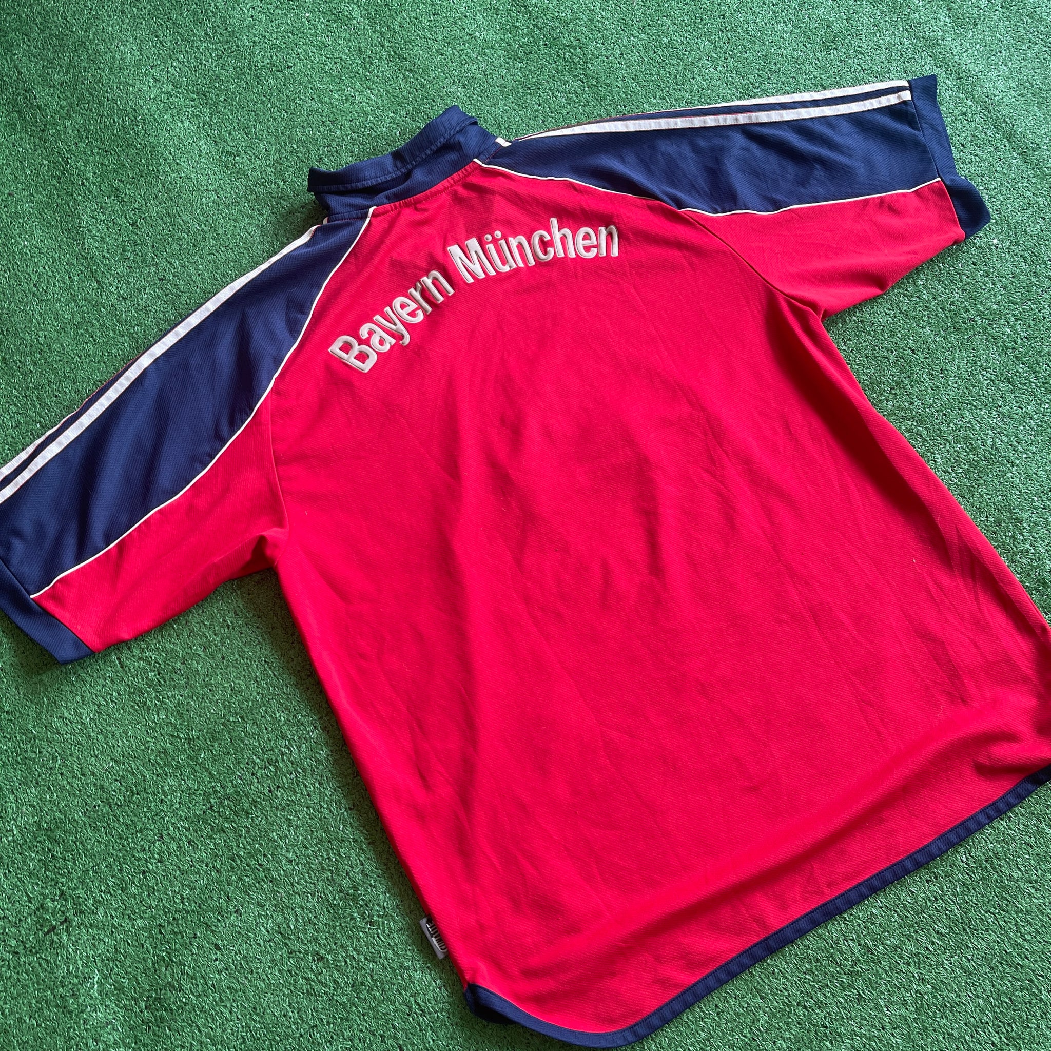 Vintage Adidas FC Bayern Munich 1999/01 Home Football Kit (XL)