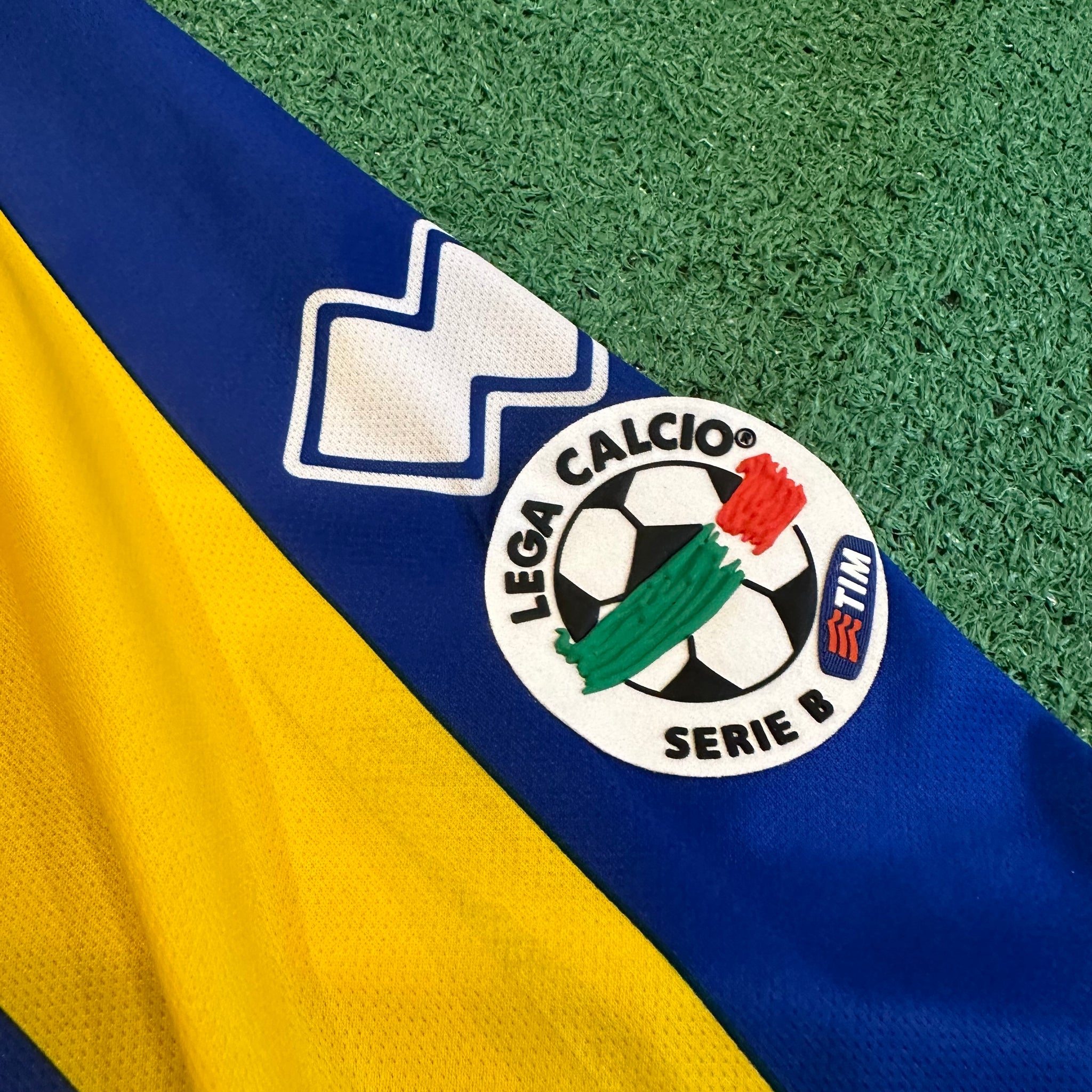 Vintage Errea Parma Calcio #24 Paci 2008/09 Away Football Kit (L)