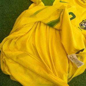 Vintage Nike Brazil #9 Ronaldo 2002 Home Football Kit (M) (PV)