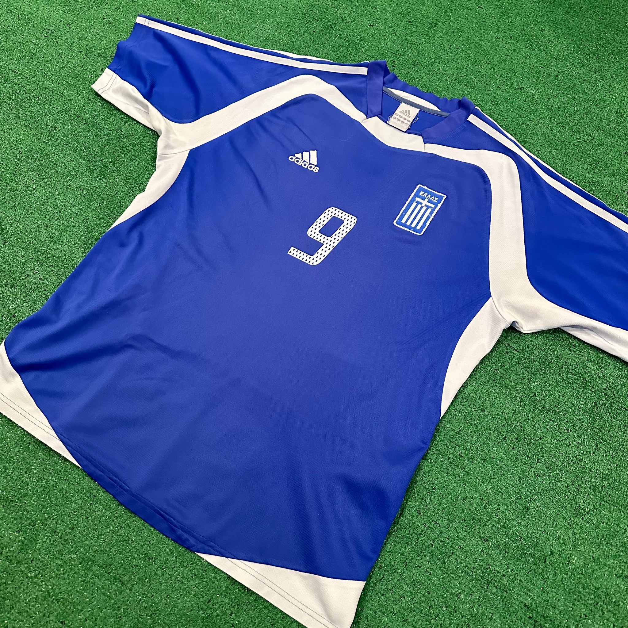 Vintage Adidas Greece #9 Charisteas 2004 Home Football Kit (L)